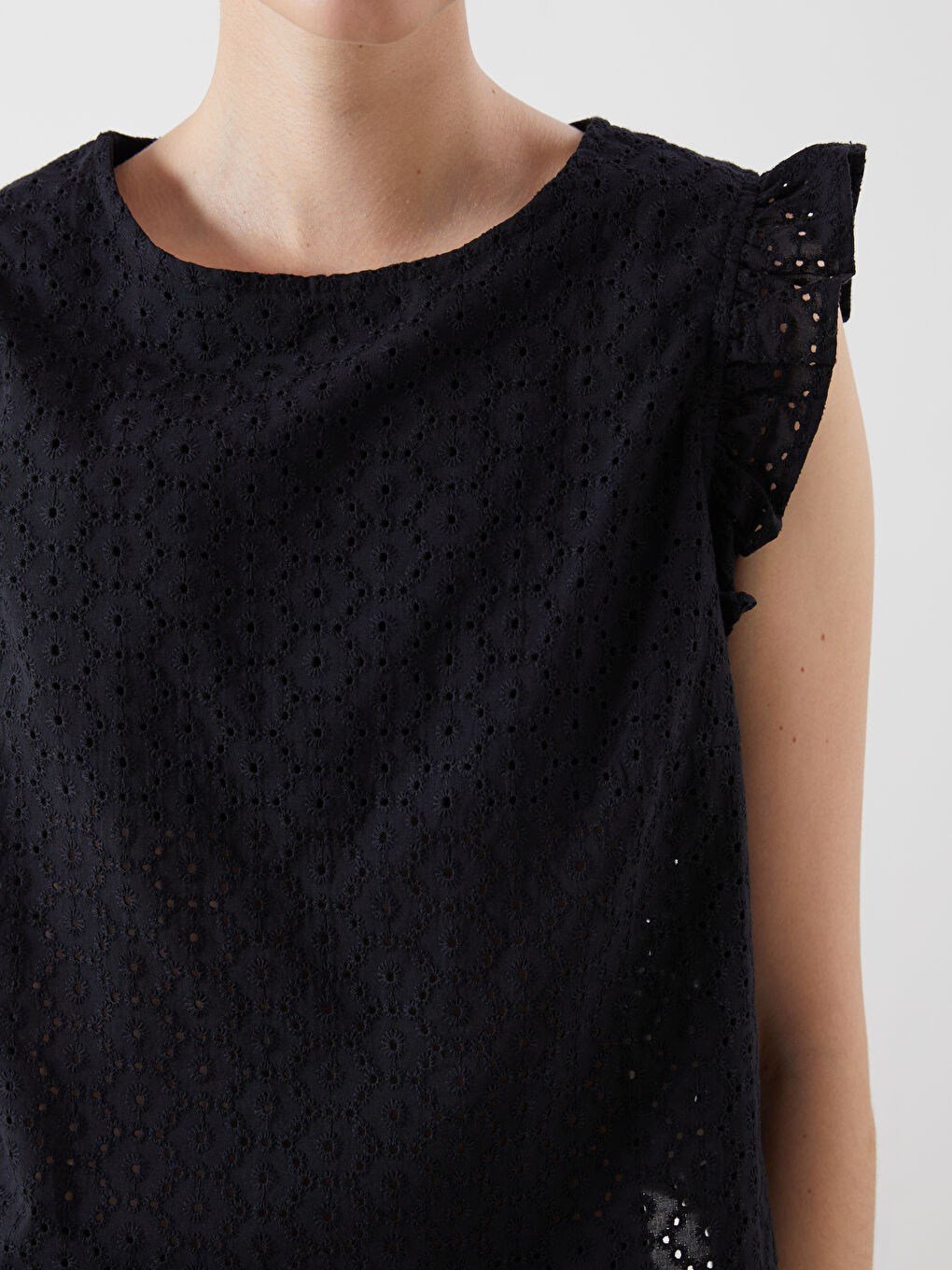 Crew Neck Hole-Knitted Frilled Broderie Blouse-2