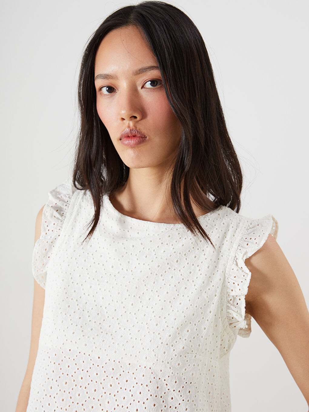 Crew Neck Hole-Knitted Frilled Broderie Blouse