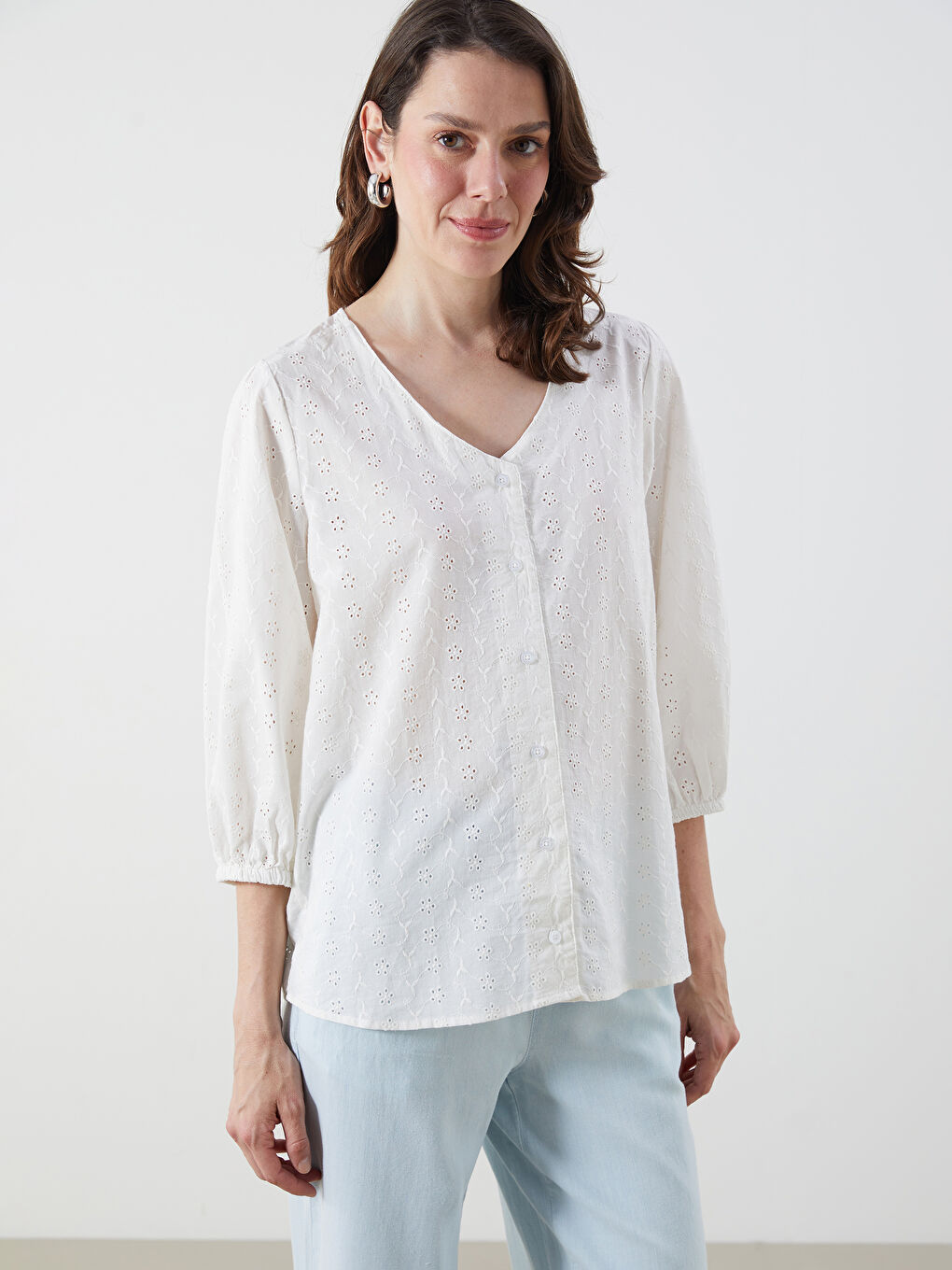 V-Neck Hole-Knitted Broderie Blouse