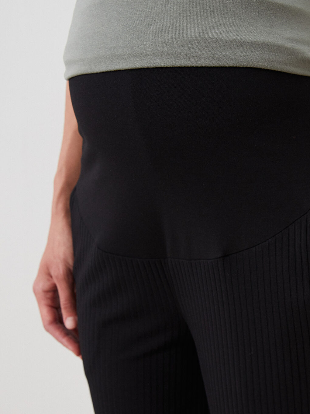 LCWAIKIKI Maternity Belly Panel Textured Maternity Trousers -S5KQ37Z8-CVL