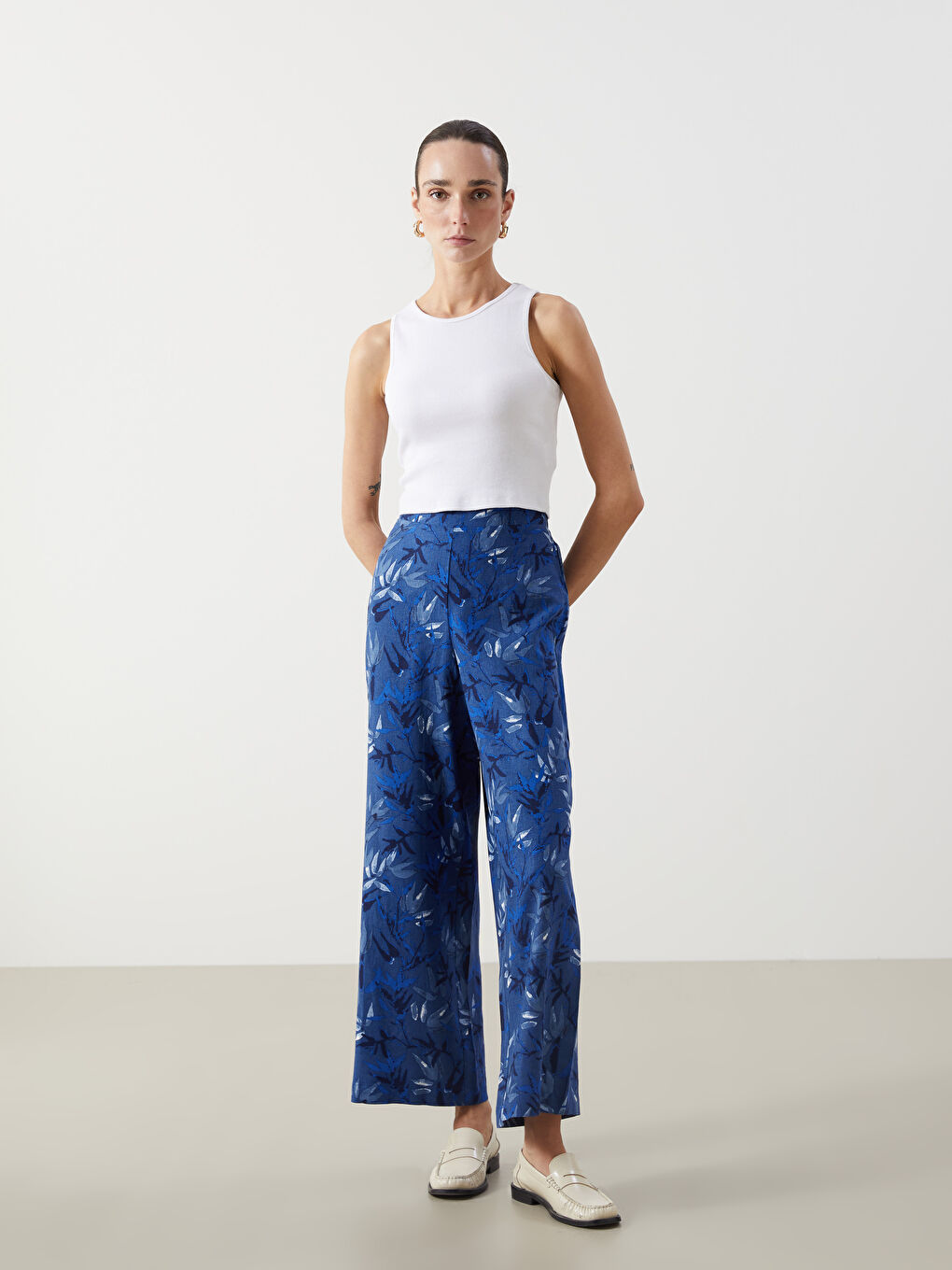 Mavi Beli Lastikli Desenli Keten Karışımlı Kadın Pantolon