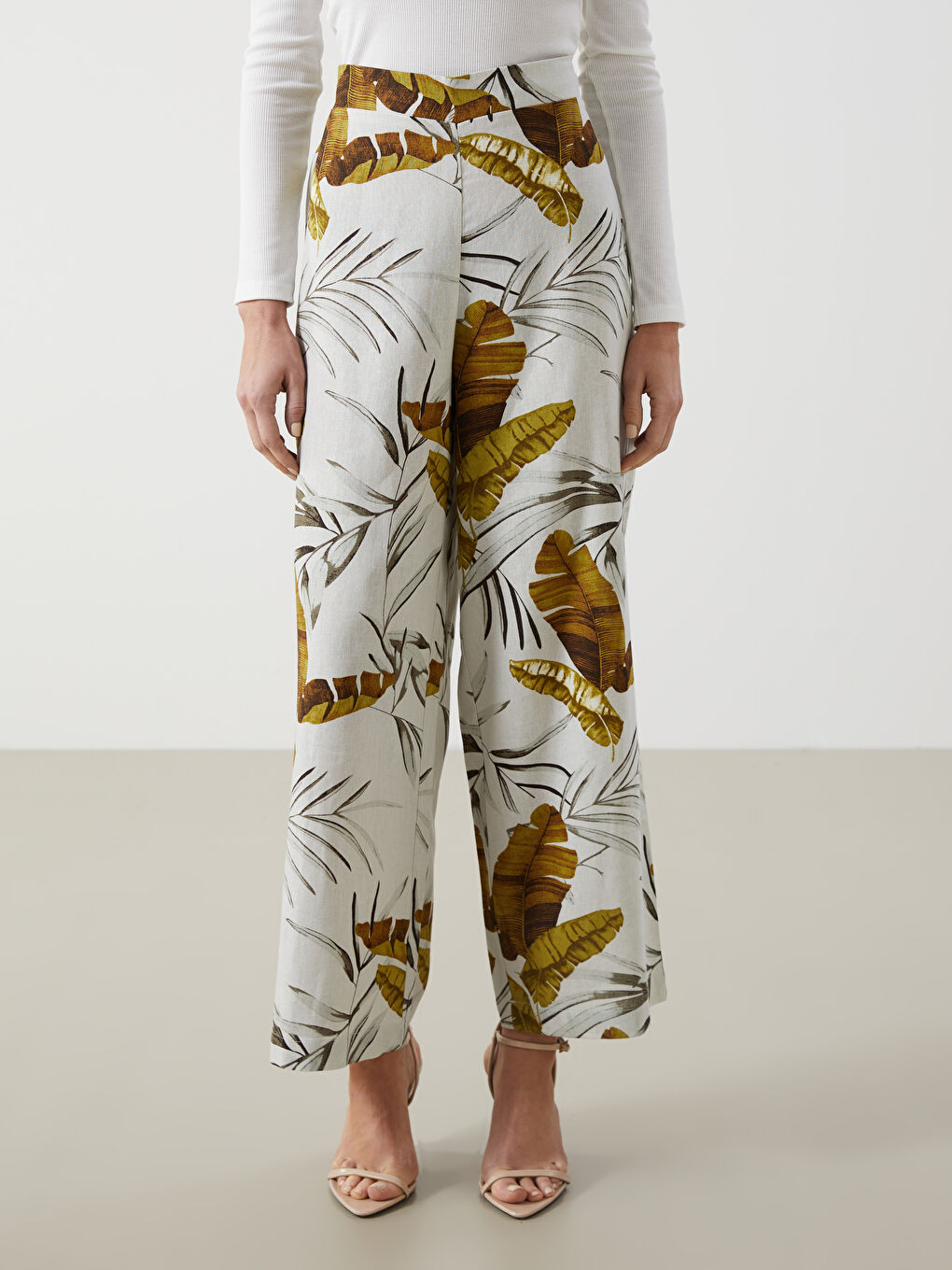 Ekru Beli Lastikli Desenli Keten Karışımlı Kadın Pantolon-1