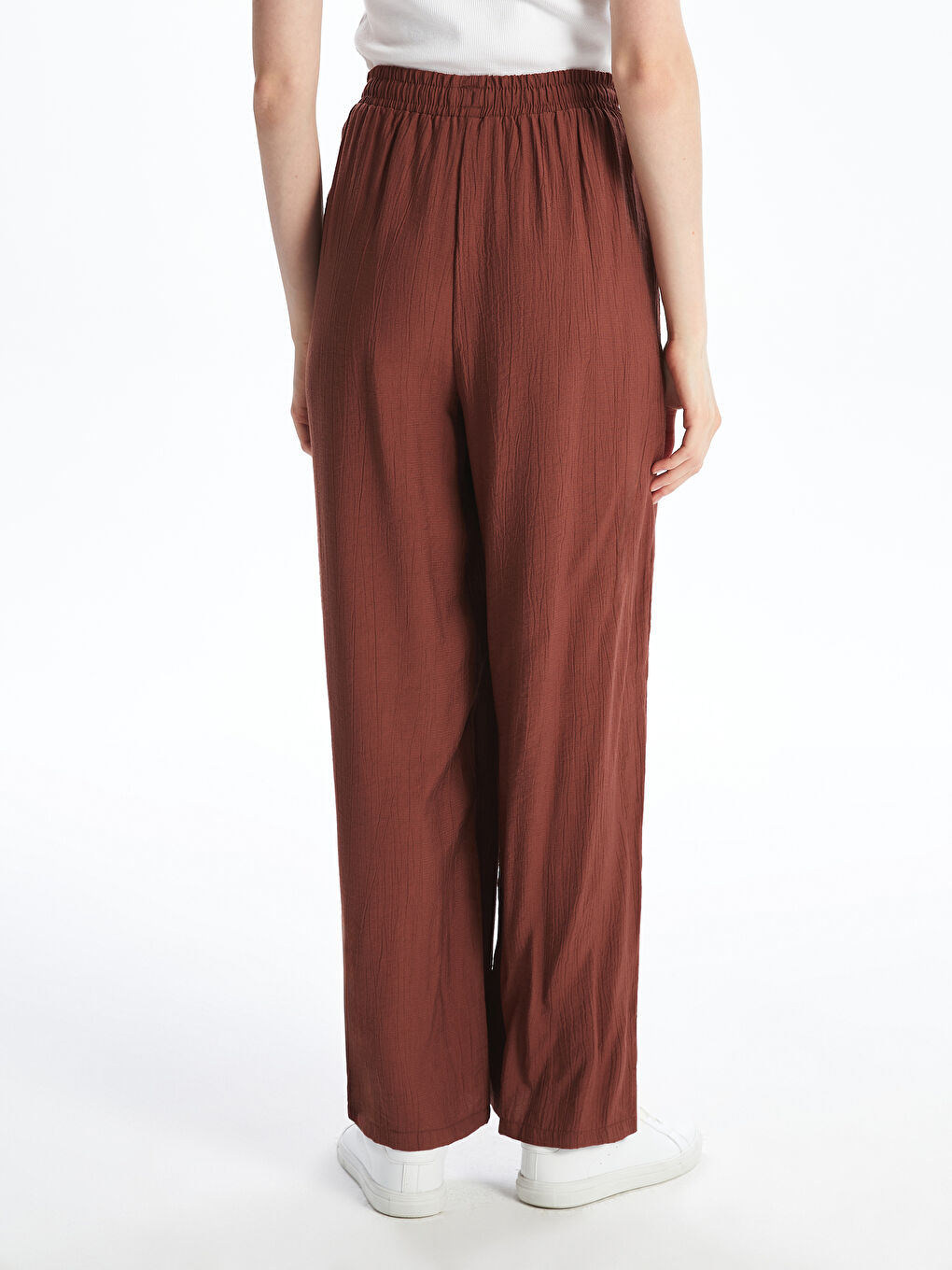 LCWAIKIKI Classic Elasticated Waist Textured Wide Leg Women's Trousers -S5KQ96Z8-HFD