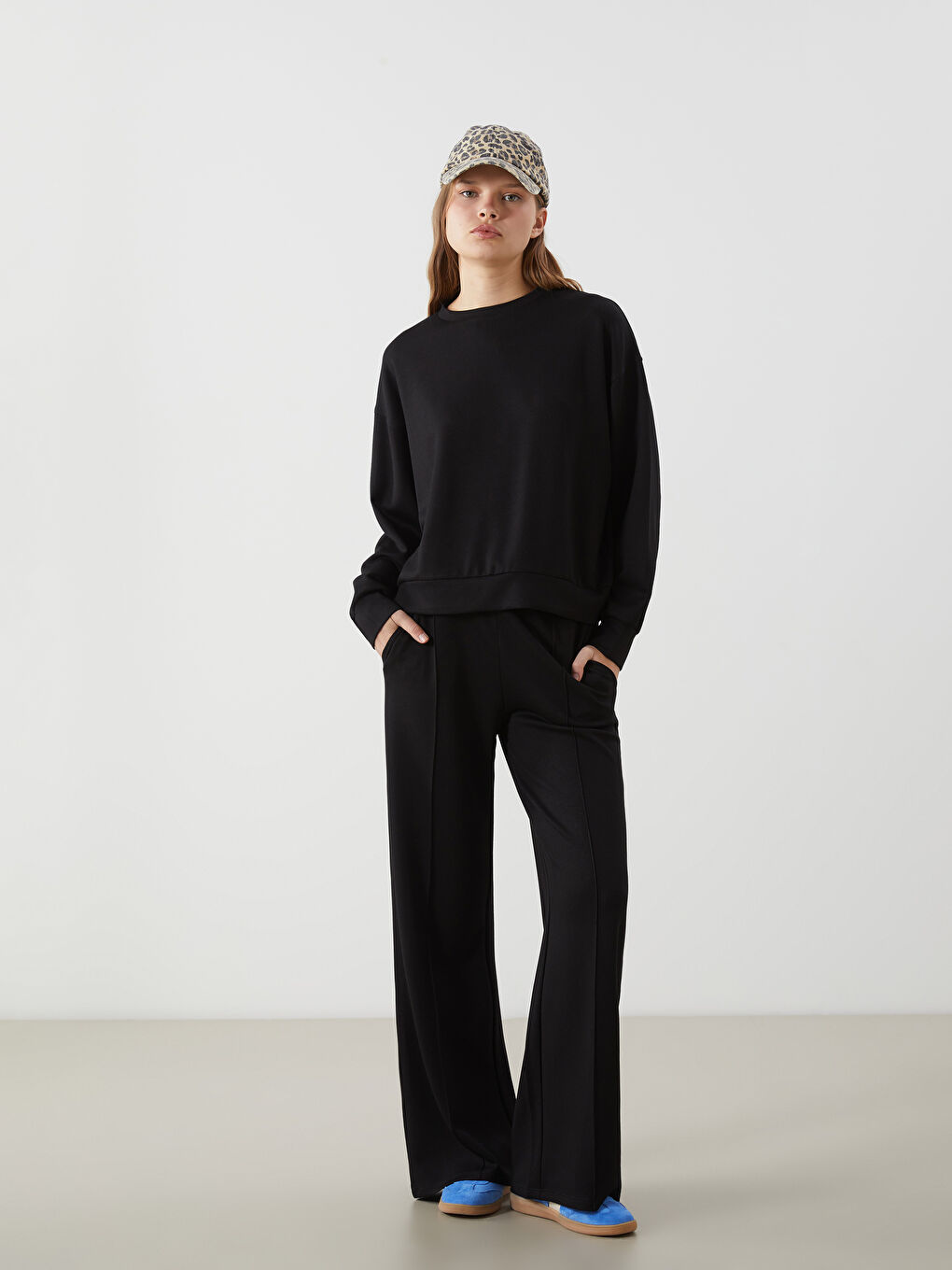 Women's Wide Leg Elastic Waist Tracksuit Bottom -S5KR81Z8-CVL