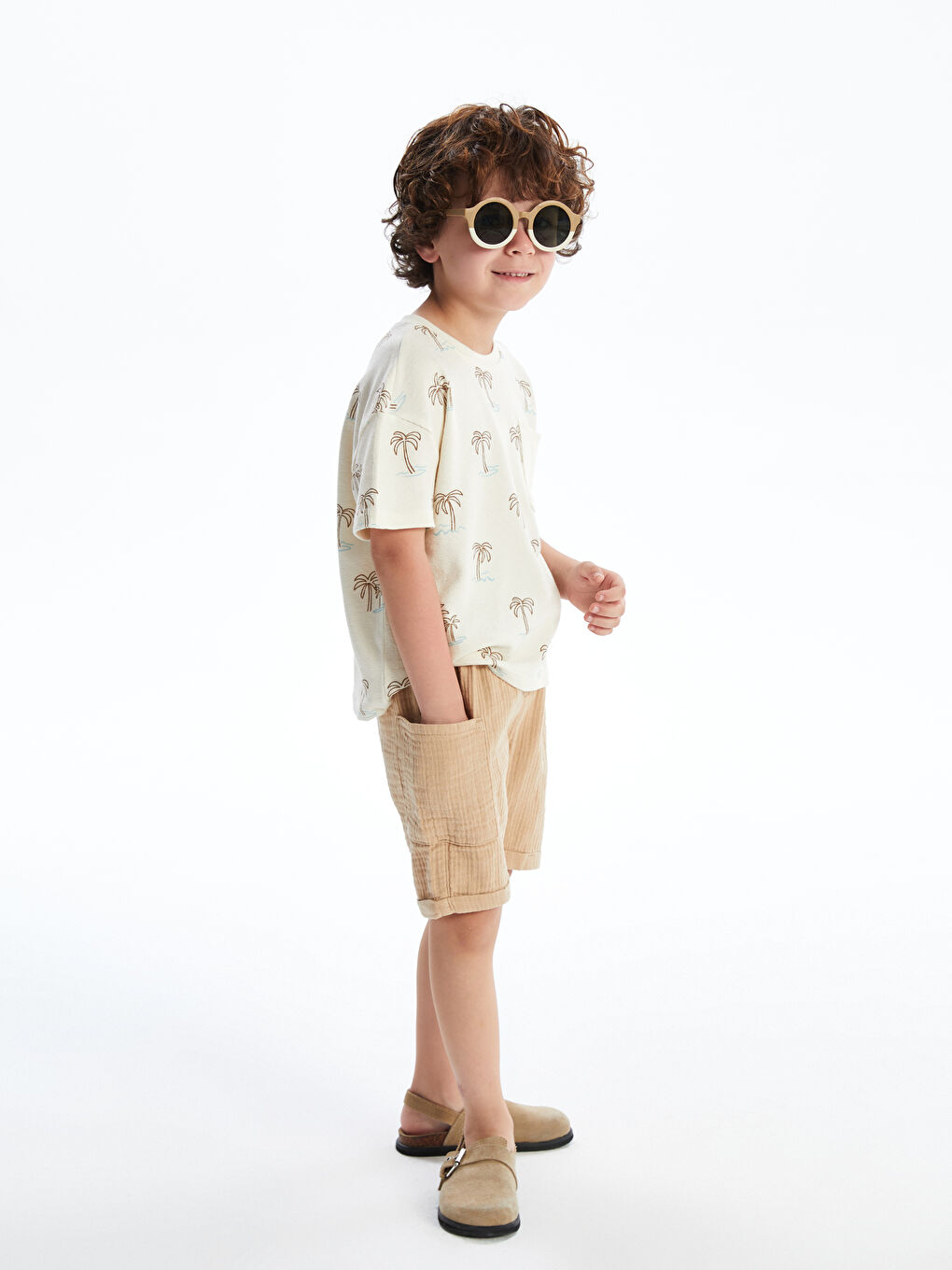 LCW Kids Bej Beli Lastikli Basic Müslin Erkek Çocuk Şort - 1
