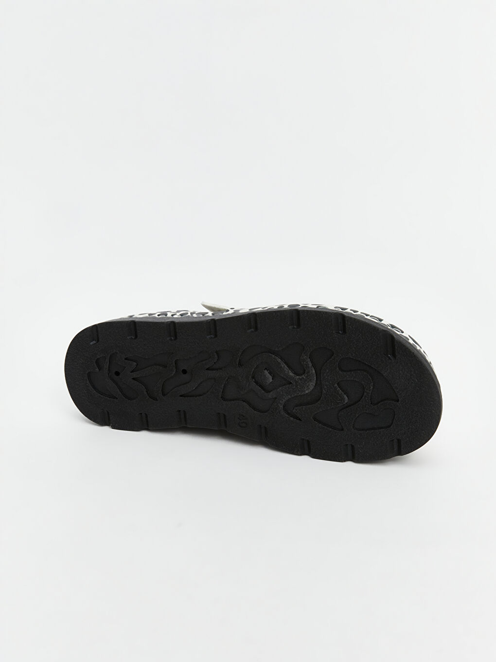 Karışık Puantiye Desenli Kadın Ev Terliği-5