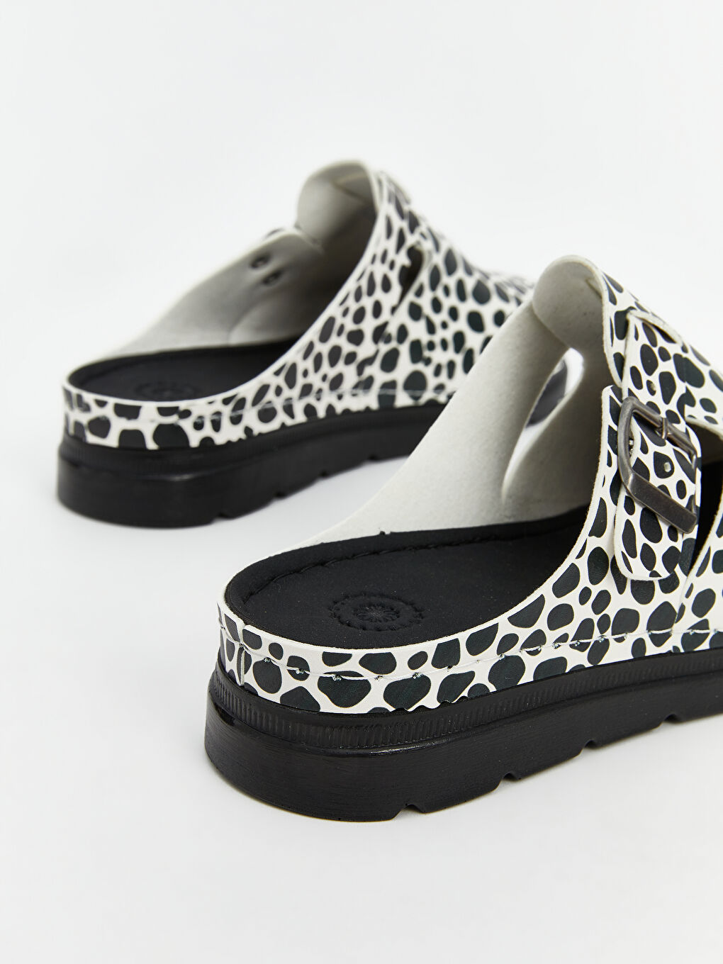 Karışık Puantiye Desenli Kadın Ev Terliği-6