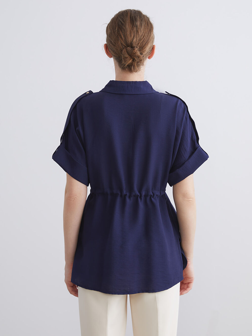 LCW Comfort کراسی ئۆڤەرسایزی قوماشی دۆبی بۆ ژنان -S5KS68Z8-CUY