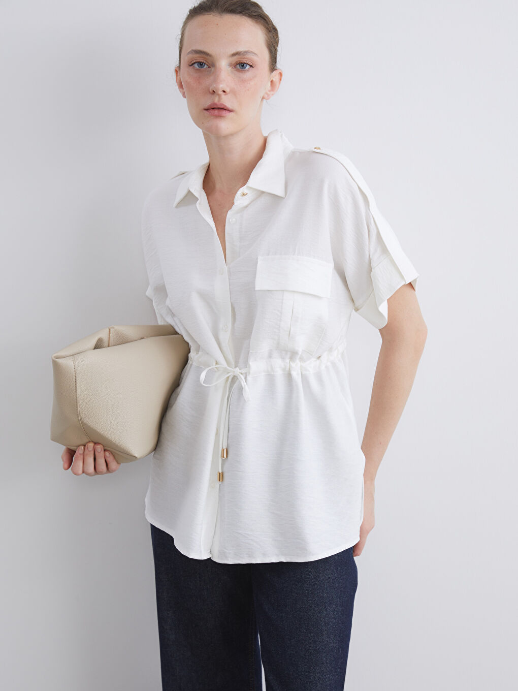 LCW Comfort قميص أبيض امرأة -S5KS68Z8-Q6K