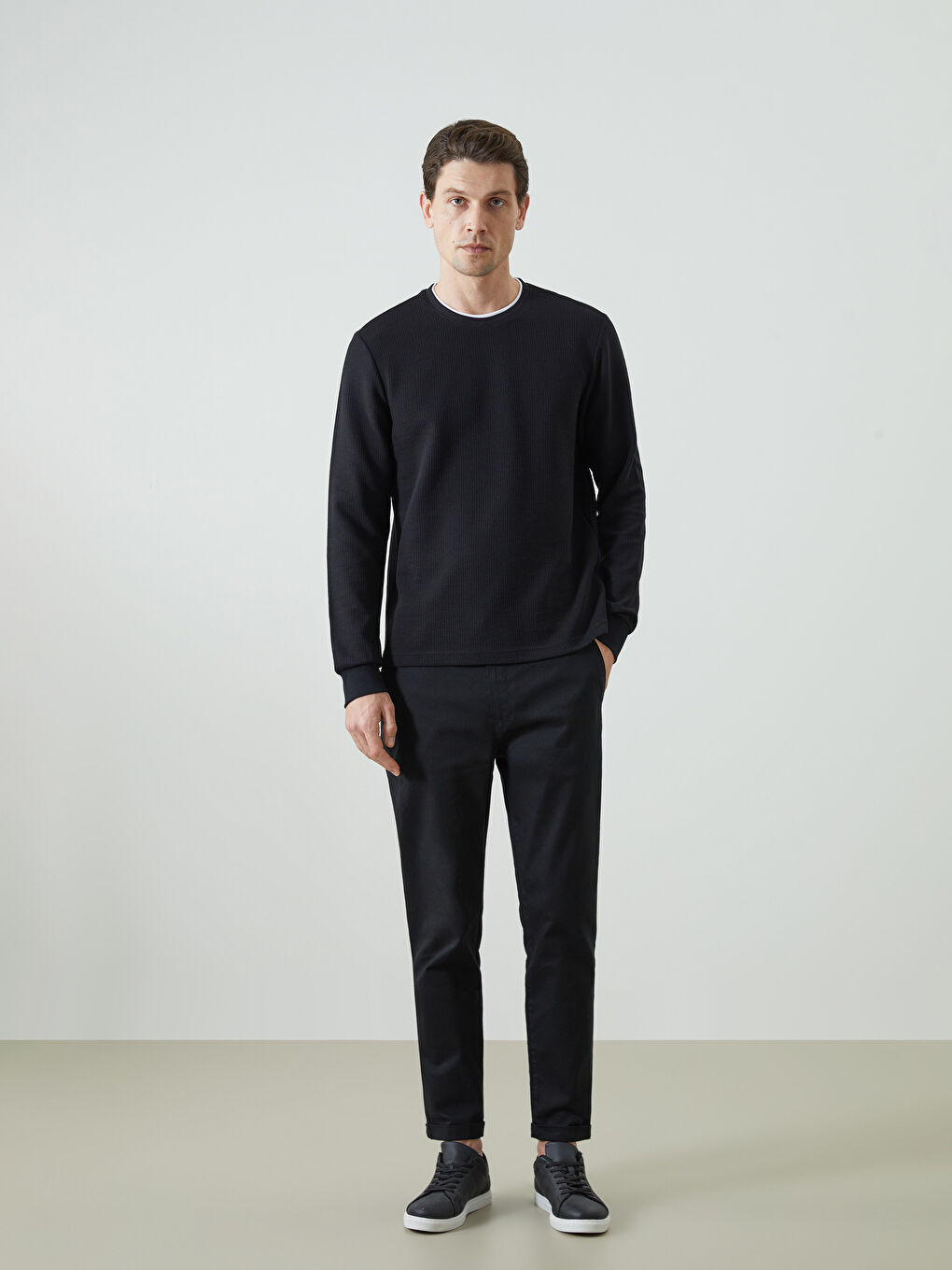 LCWAIKIKI Classic Crew Neck Long Sleeve Men's Sweatshirt -W54470Z8-CVL