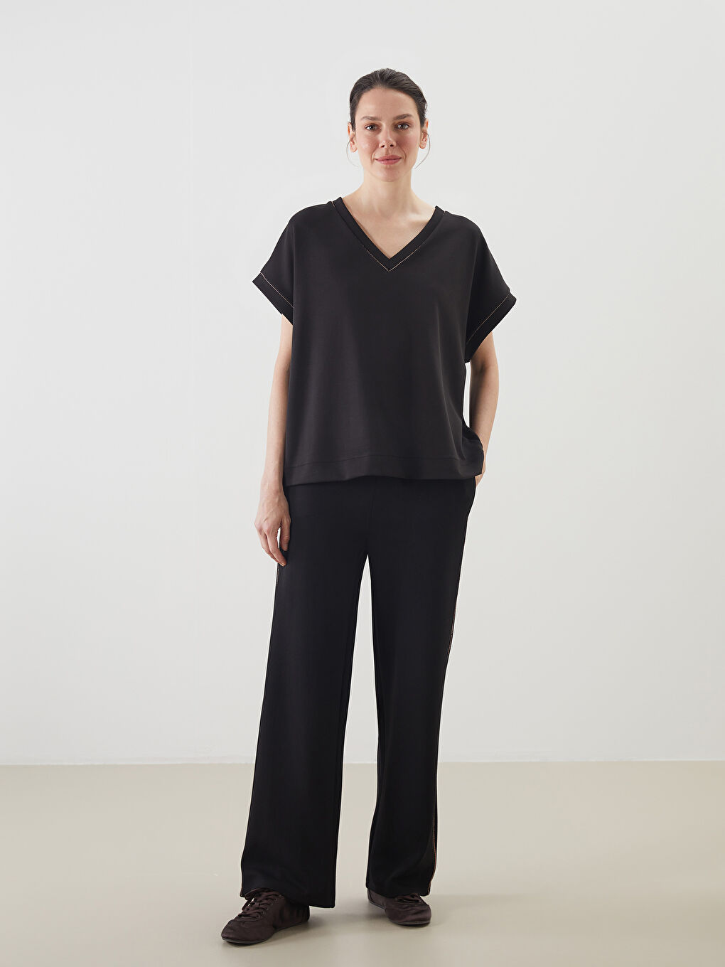 Women's Wide Leg Elastic Waist Tracksuit Bottom -S5KT27Z8-CVL