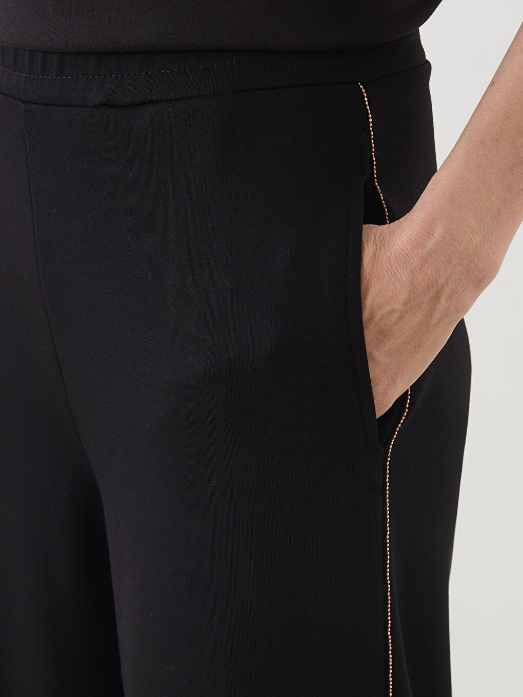 Women's Wide Leg Elastic Waist Tracksuit Bottom -S5KT27Z8-CVL