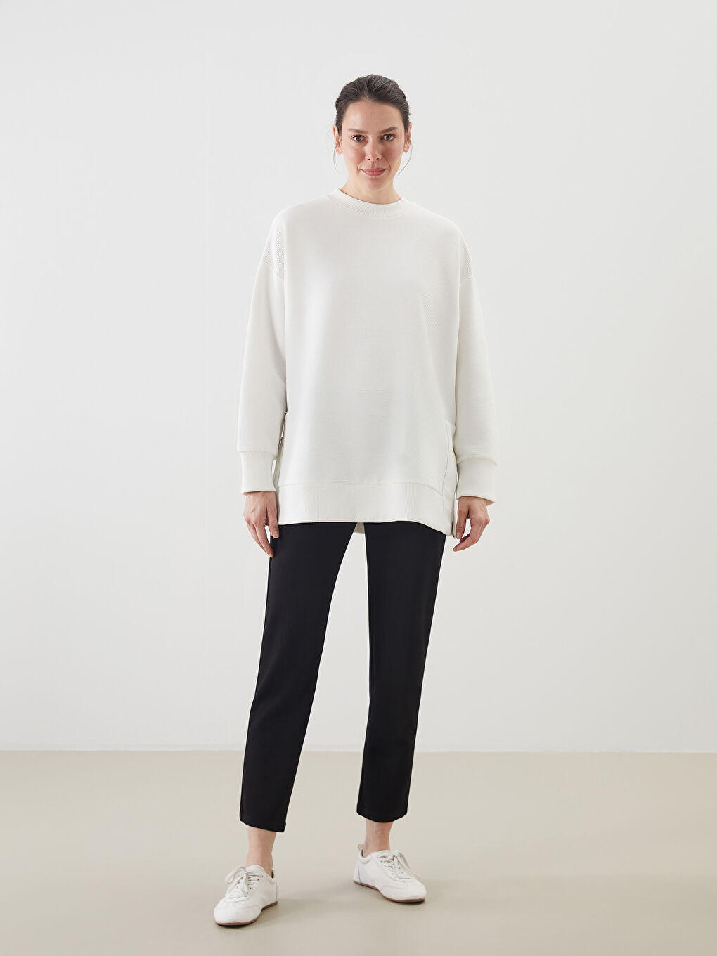 Ekru Bisiklet Yaka Oversize Kadın Sweatshirt Tunik-2