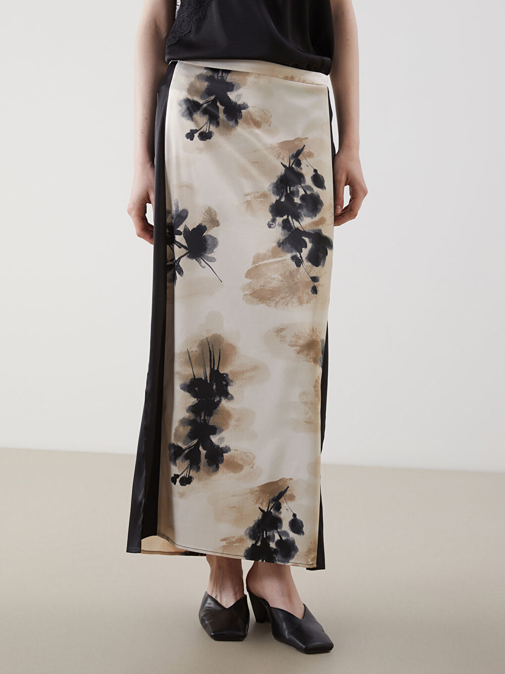 Woman BLACK Skirt -S5KV70Z8-LQJ