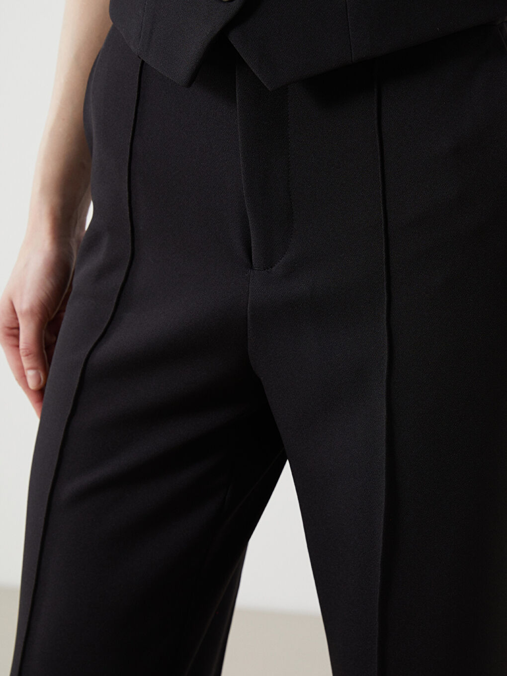 Siyah Standart Fit Kadın Pantolon-2