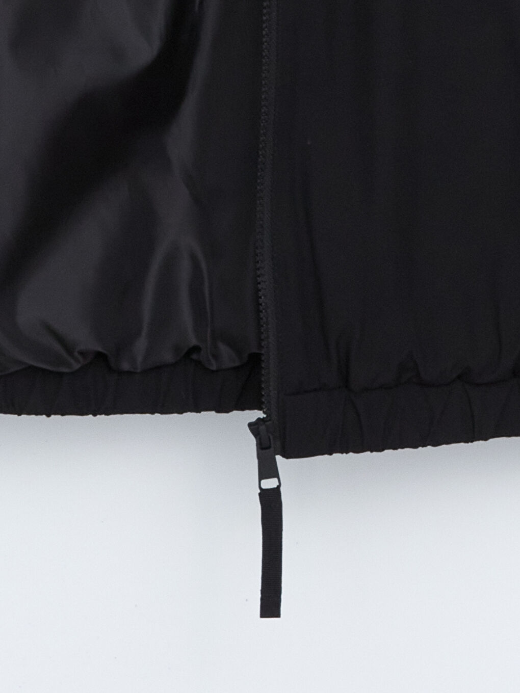 Siyah Rahat Kalıp Kapüşonlu Erkek Orta Kalın Mont-7