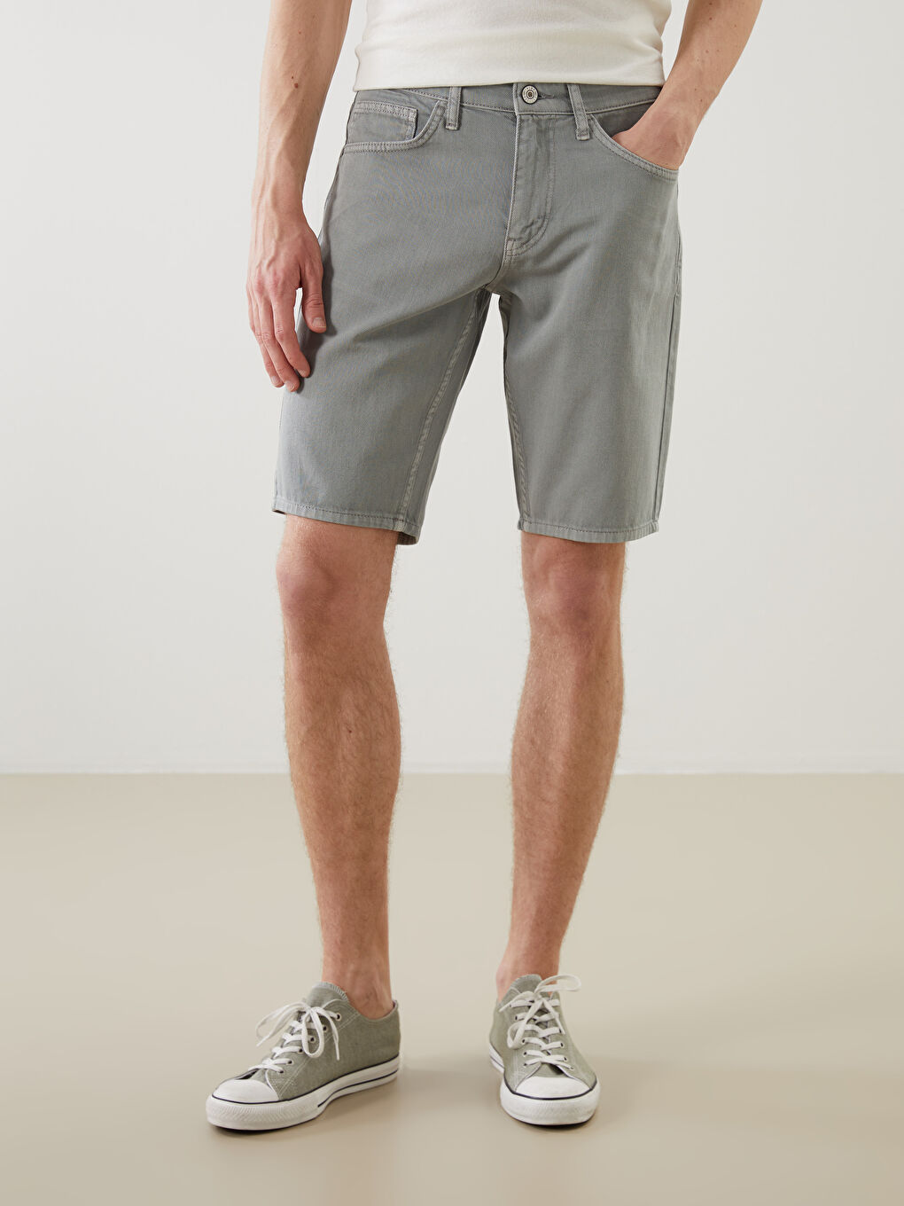 Antrasit Standart Kalıp Erkek Jean Şort-1