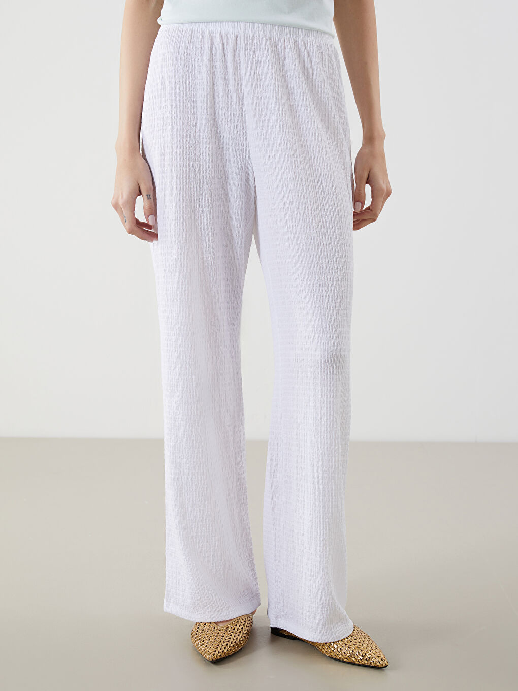 LC Waikiki Elasticated Waist Textured Women's Trousers -S5L204Z8-FFB