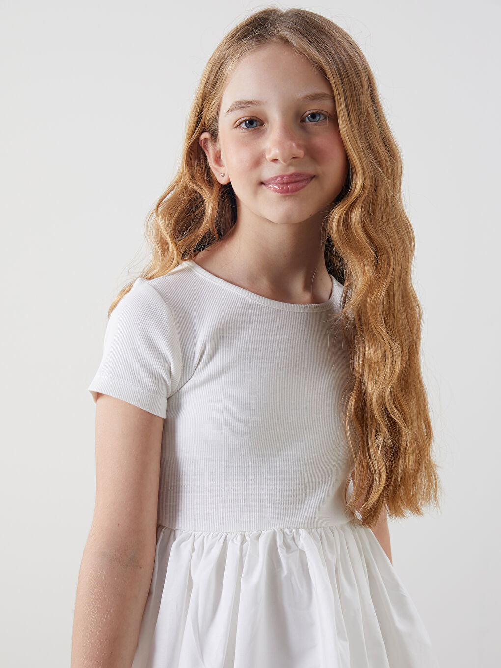 LCW Kids Ekru Bisiklet Yaka Kız Çocuk Elbise - 1