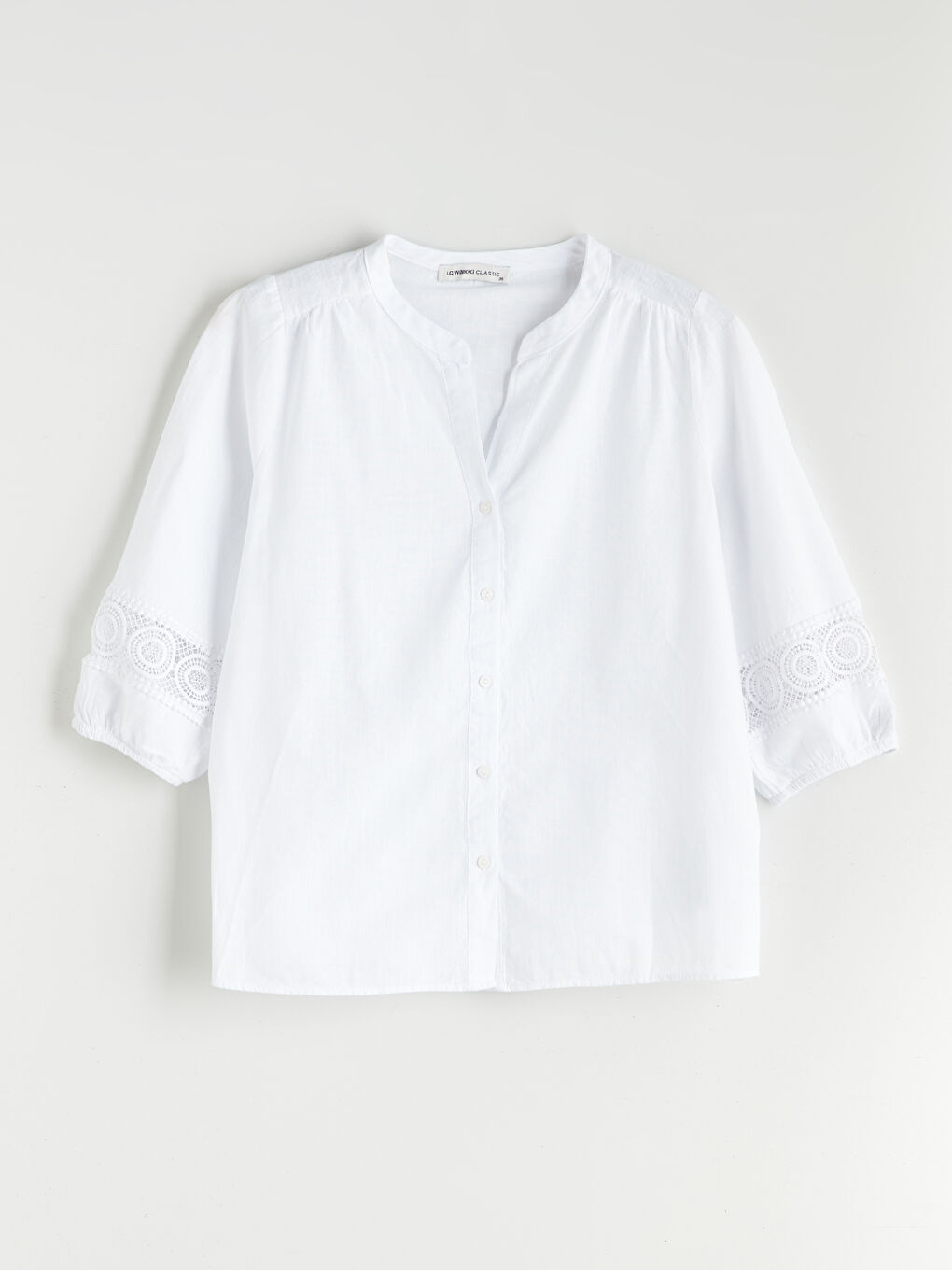 Beyaz Kaçık Yaka Kroşe Detaylı Bluz-4