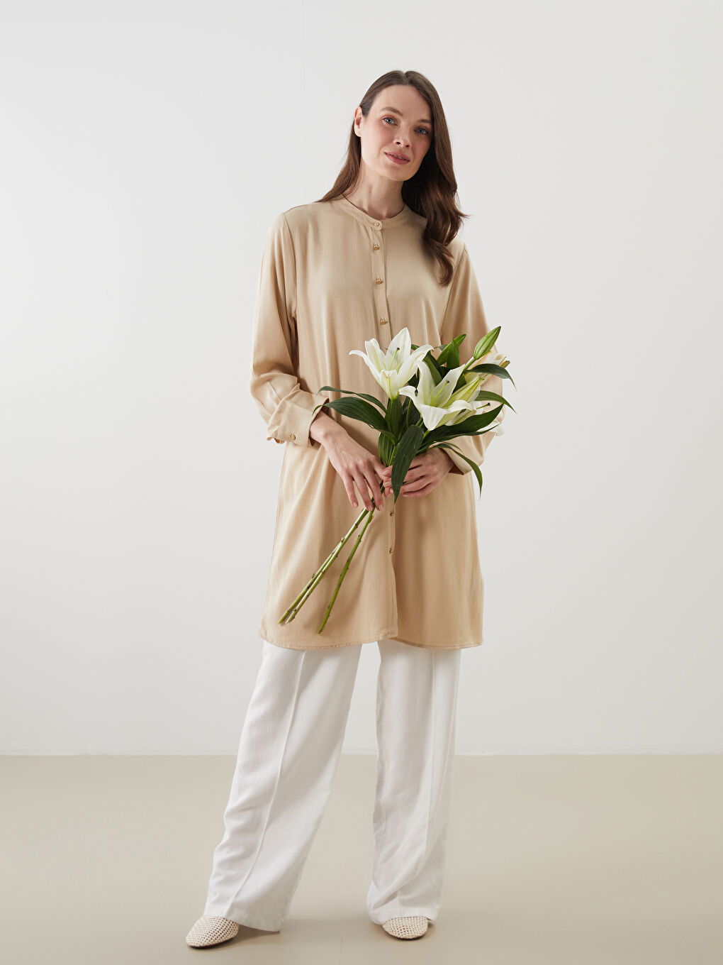 Bej Hakim Yaka Desenli Kadın Gömlek Tunik