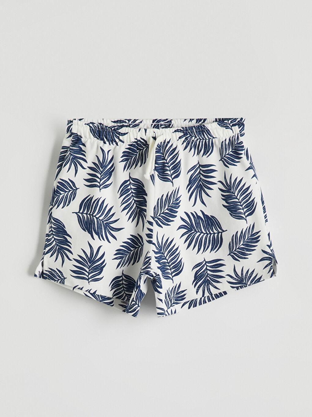 Ekru Beli Lastikli Kız Çocuk Şort