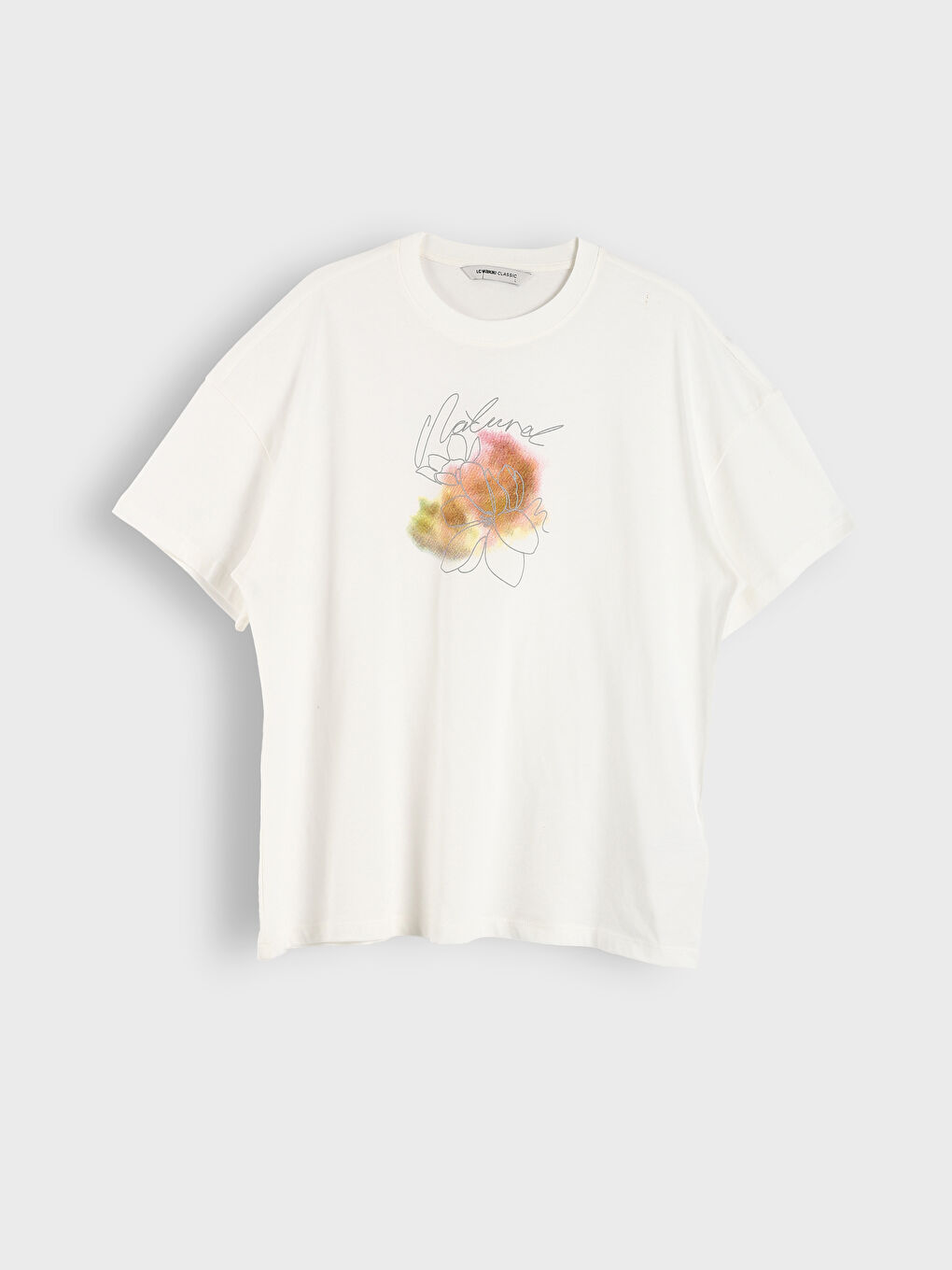 تيشيرت نسائي واسع مطبوع بياقة دائرية-4