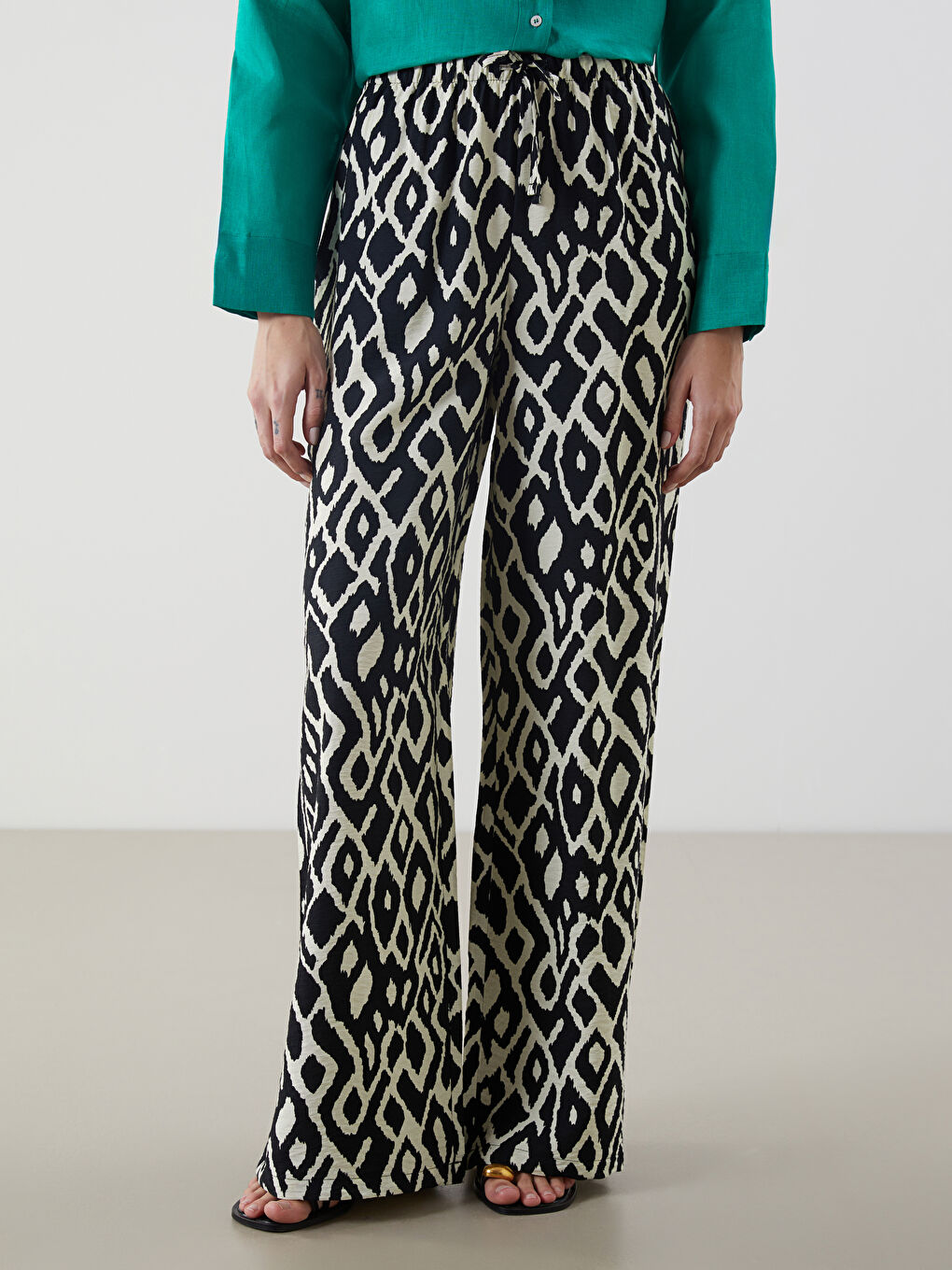 LCW Vision Elasticated Waist Patterned Women's Trousers -S5LA06Z8-LQJ