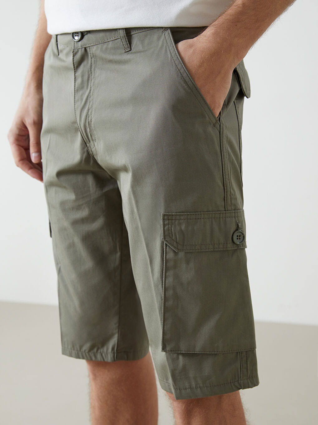 Yeşil Standart Kalıp Gabardin Erkek Kargo Şort-2