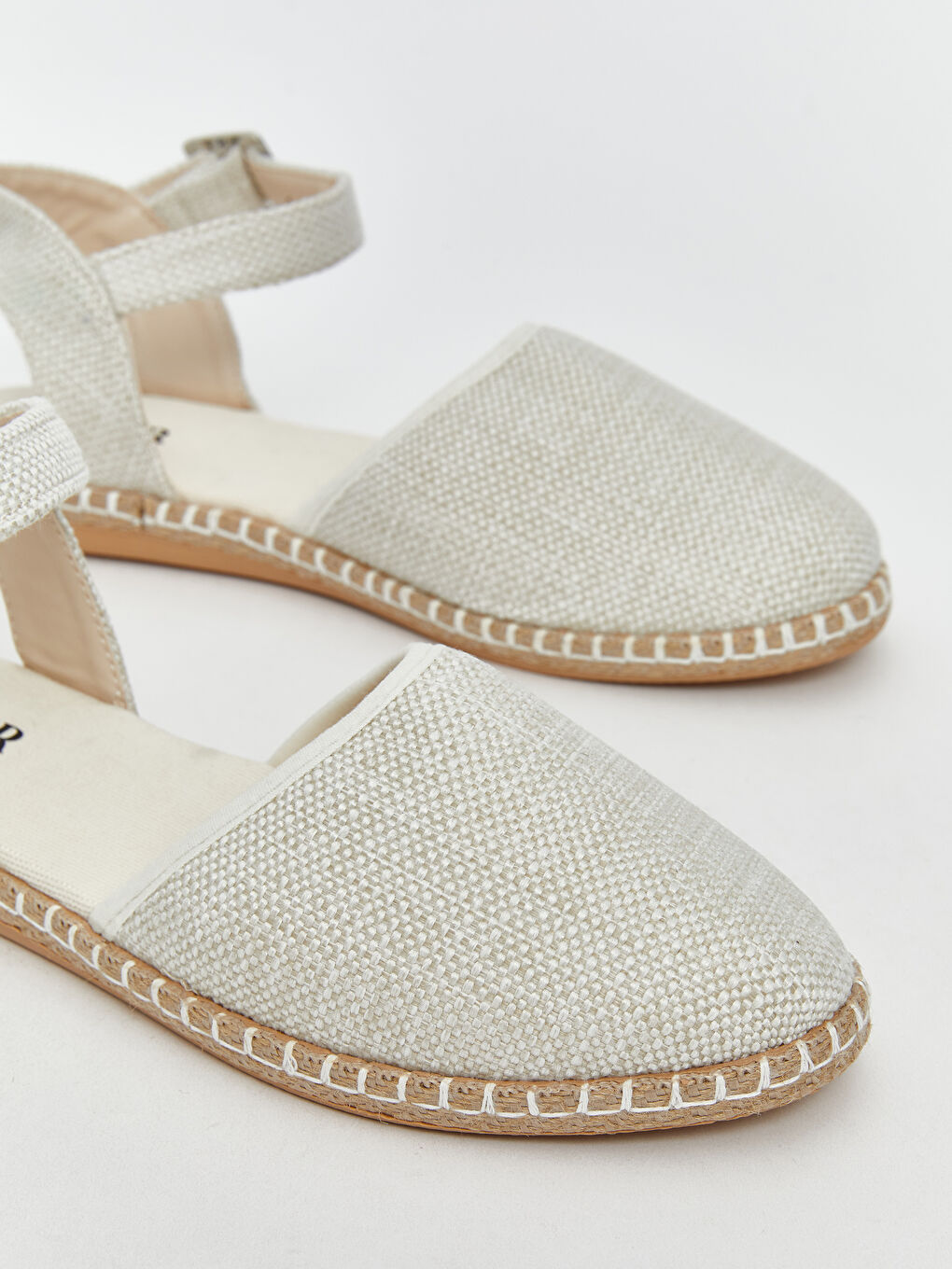 Bej Bilekten Bağlamalı Kadın Sandalet-2