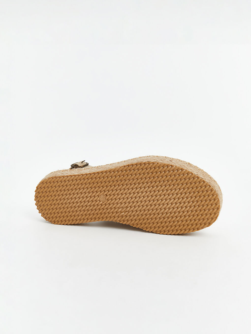 Bej Çapraz Bantlı Kadın Sandalet-3