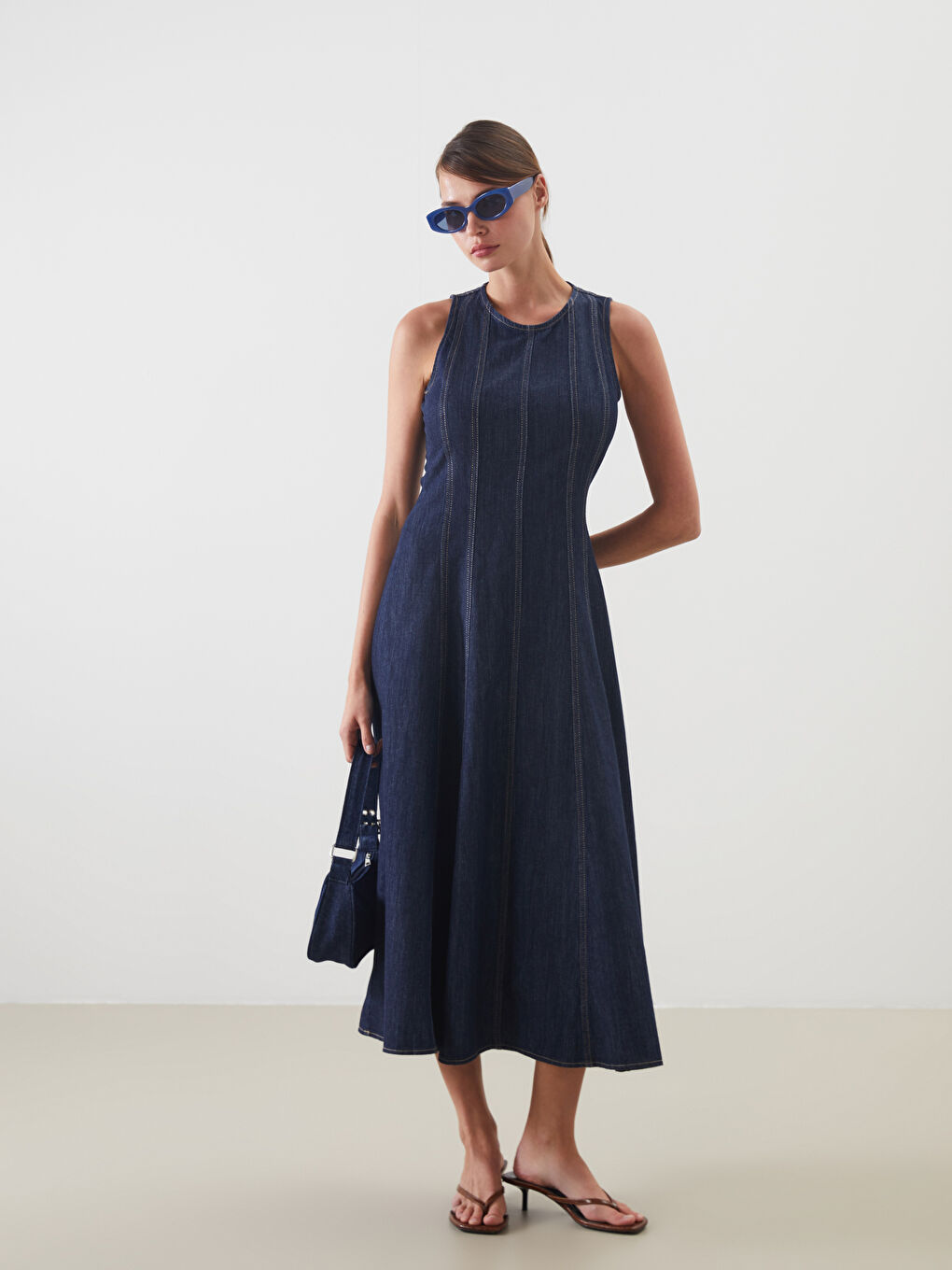 Crew Neck Denim Dress -S5LA85Z8-309