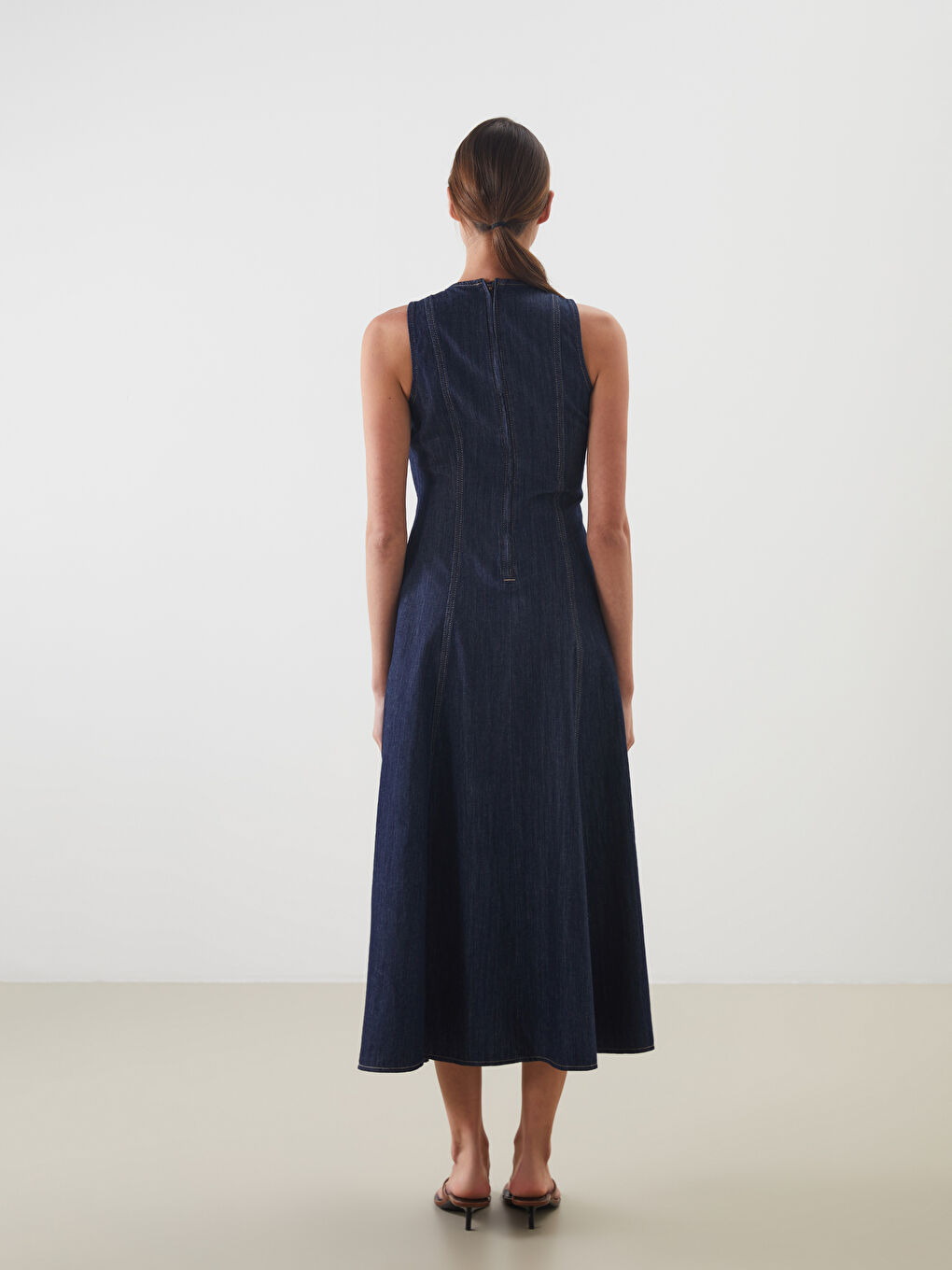 Crew Neck Denim Dress -S5LA85Z8-309