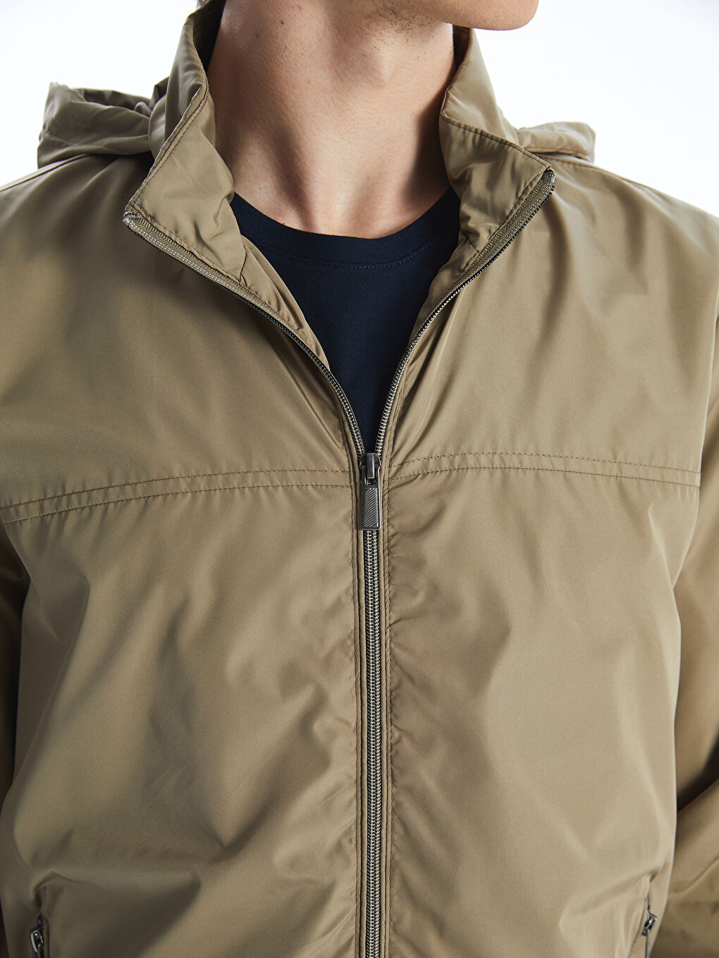 Bej Standart Kalıp Kapüşonlu Erkek Mont-2