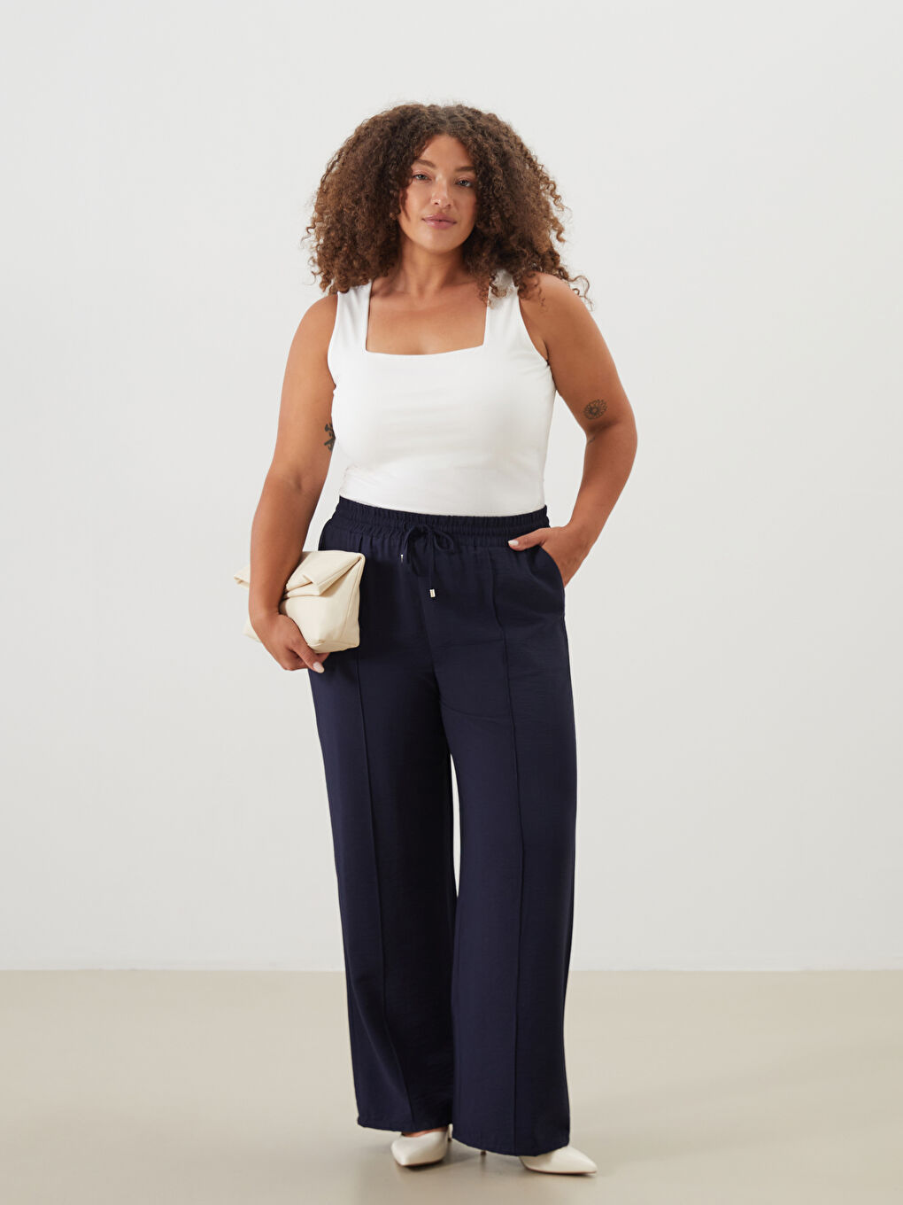 LCW Modest Beli Lastikli Geniş Paça Kadın Pantolon -S5LD78Z8-ZAM