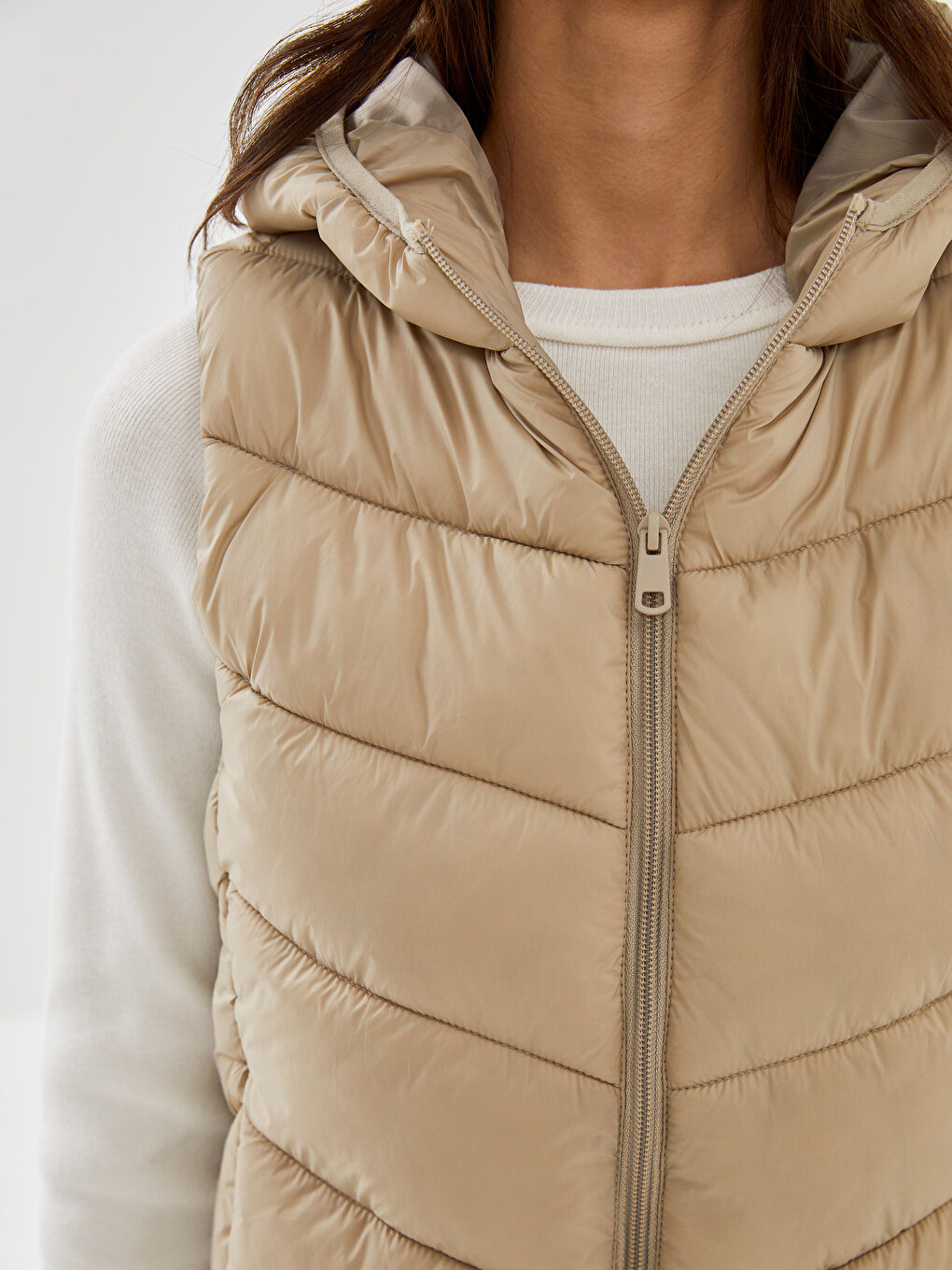 Bej Kapüşonlu Kadın Şişme Yelek-5
