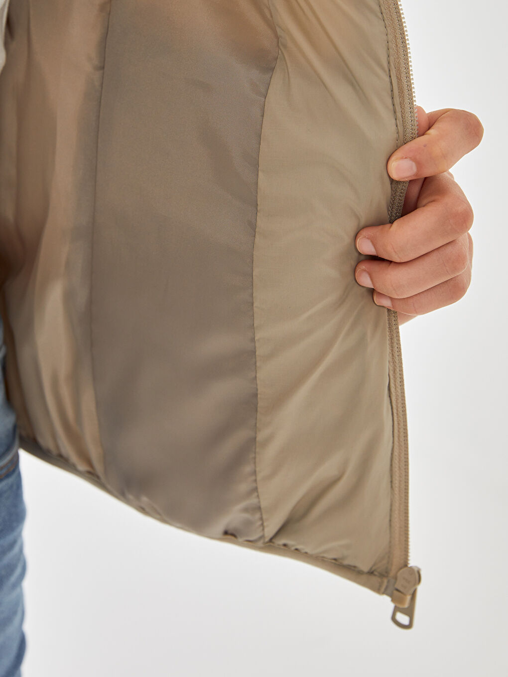 Bej Kapüşonlu Kadın Şişme Yelek-7