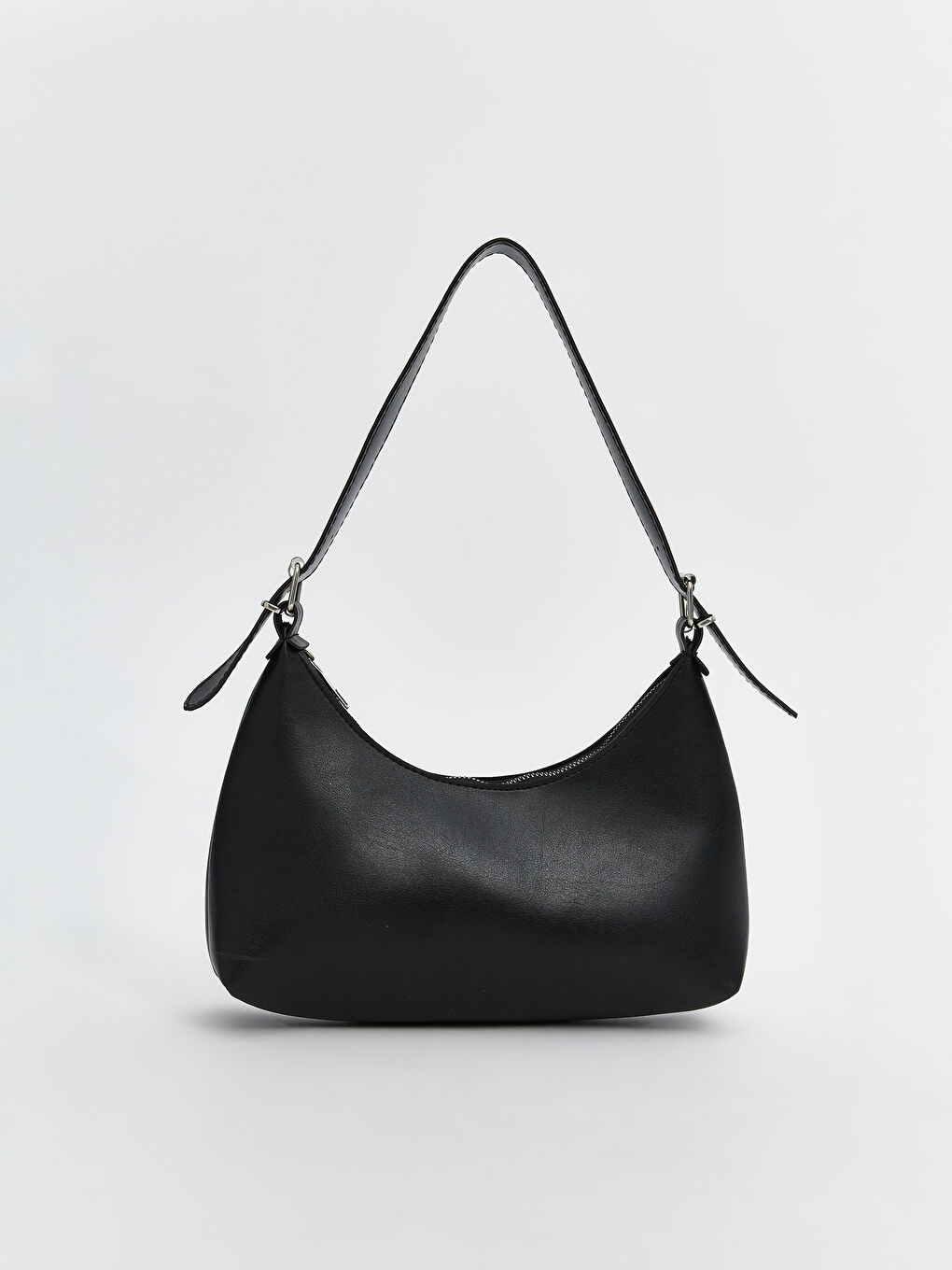 Siyah Deri Görünümlü Kadın Baget Çanta