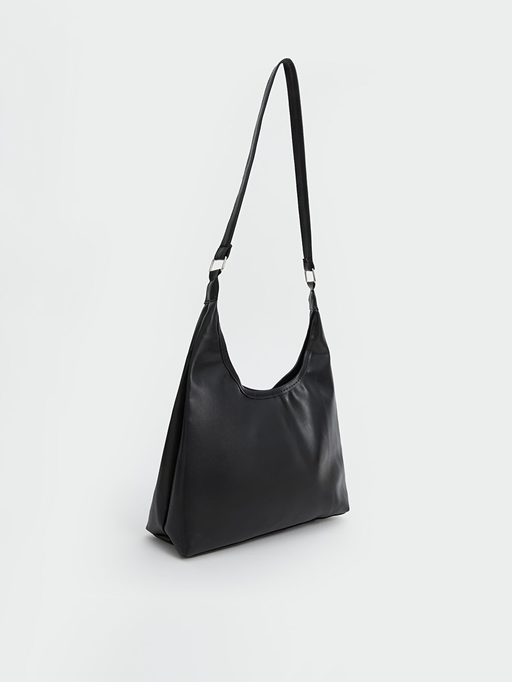 Siyah Deri Görünümlü Kadın Omuz Çantası-1