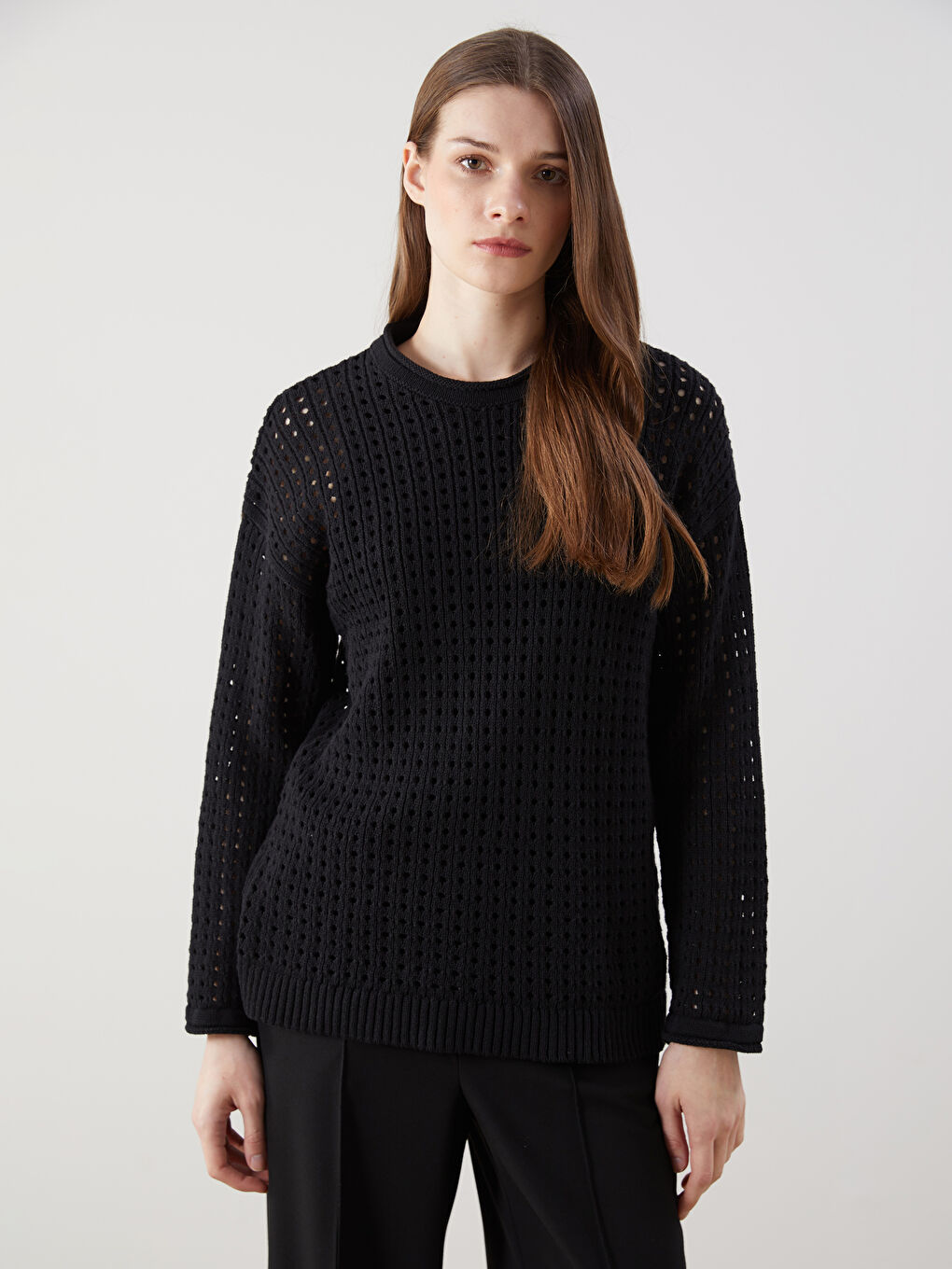 Siyah Bisiklet Yaka Ajurlu Kadın Triko Tunik