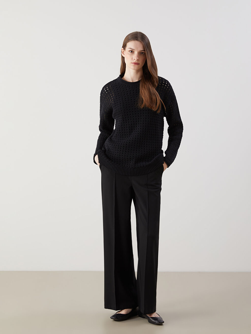 Siyah Bisiklet Yaka Ajurlu Kadın Triko Tunik-1