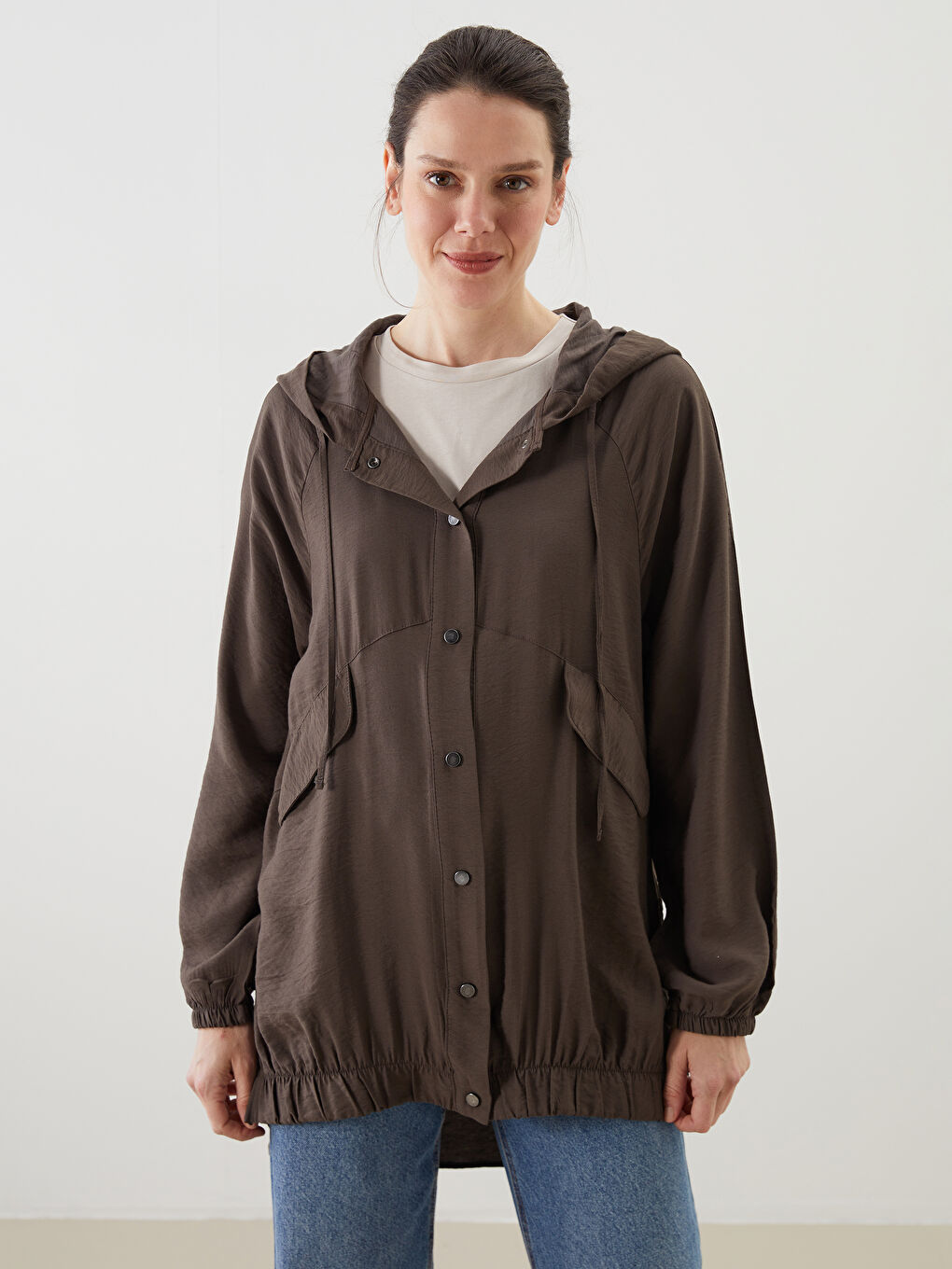 LCWAIKIKI Classic Kahverengi Kapüşonlu Oversize Kadın Ceket
