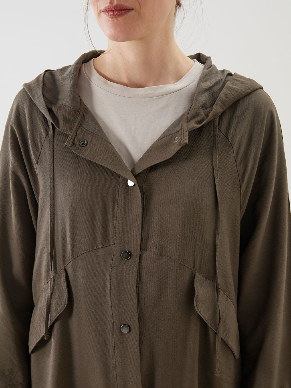 LCWAIKIKI Classic Kahverengi Kapüşonlu Oversize Kadın Ceket