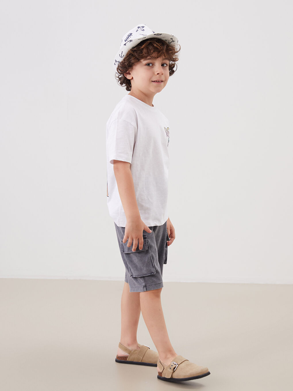 LCW Kids Antrasit Beli Lastikli Cepli Erkek Çocuk Şort