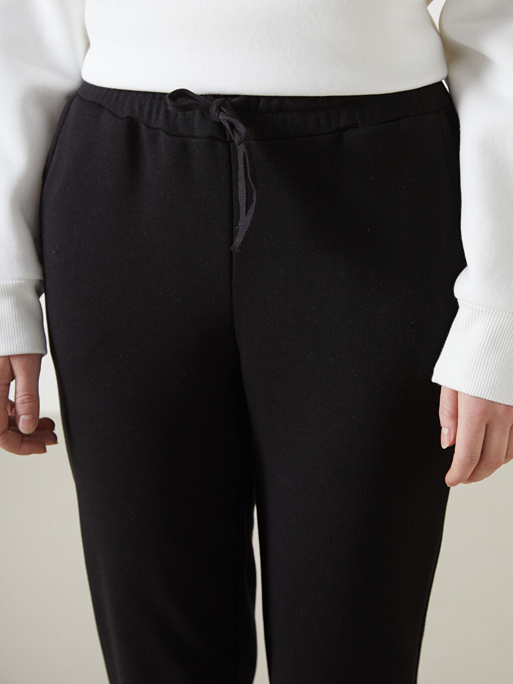 Women's Sweatpants with Elastic Waist-2