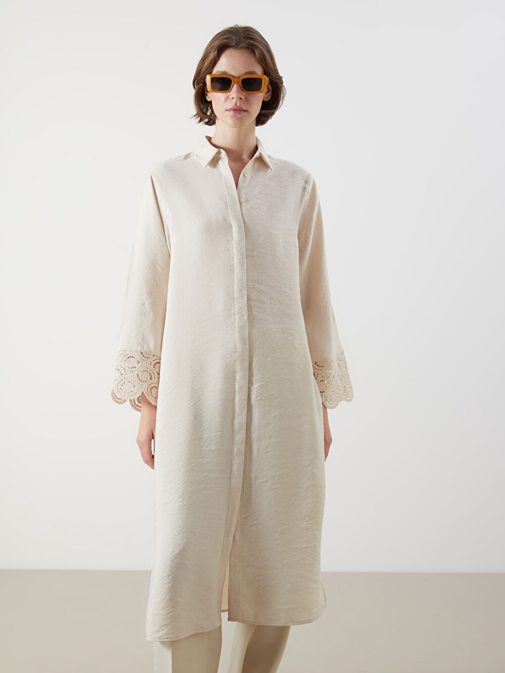 Bej Kroşe Detaylı Modal Karışımlı Kadın Gömlek Tunik-1