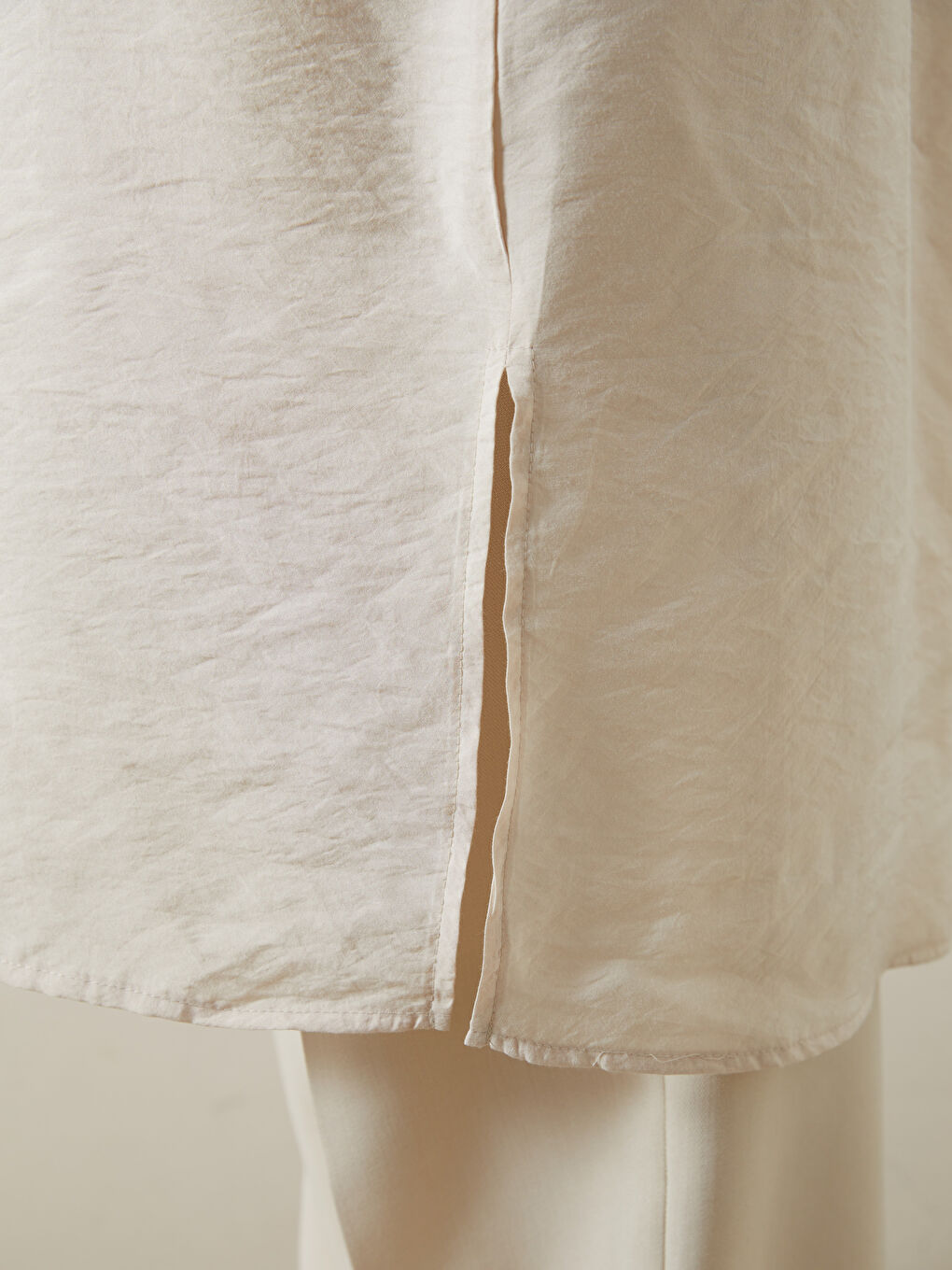 Bej Kroşe Detaylı Modal Karışımlı Kadın Gömlek Tunik-2