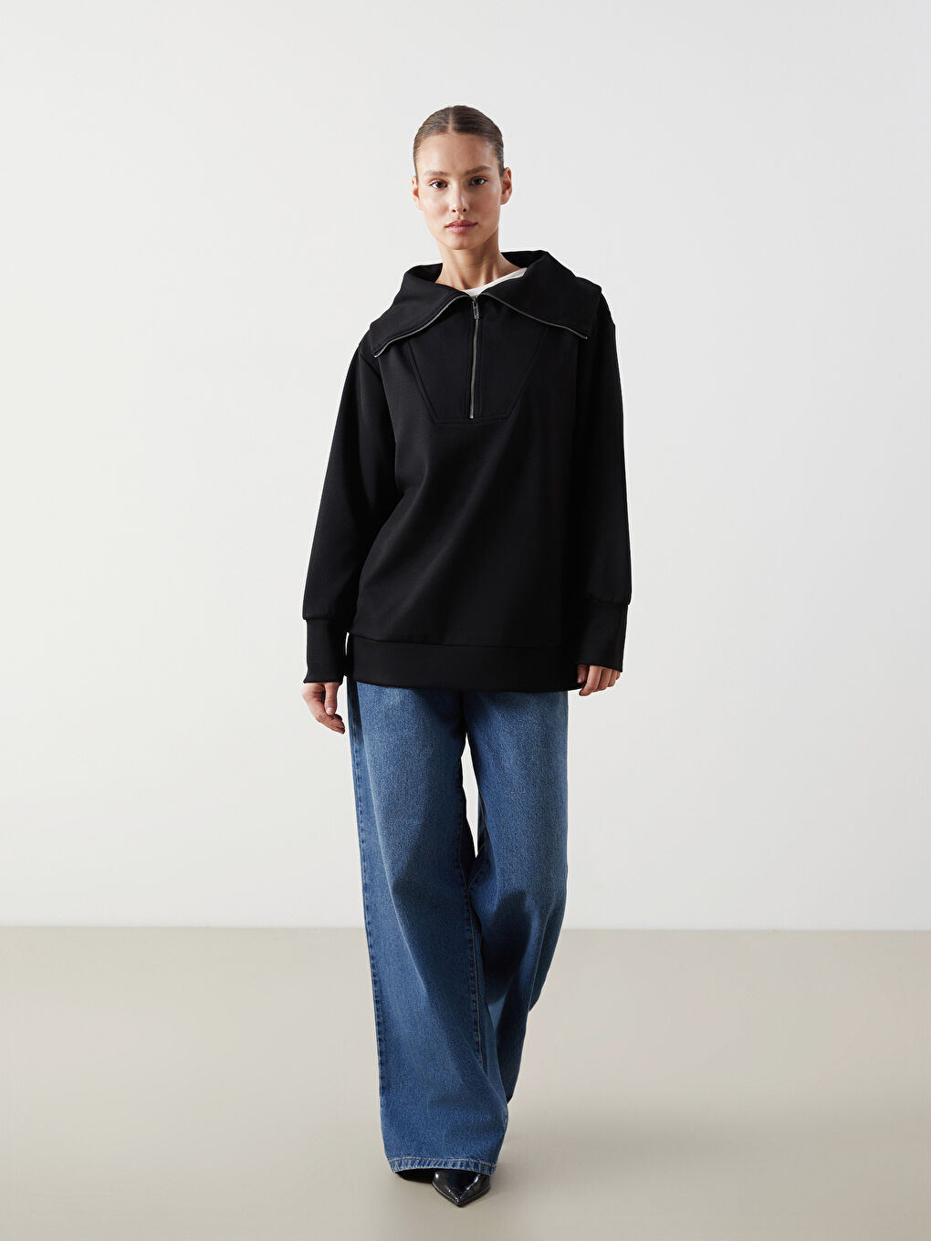 Siyah Dik Yaka Oversize Kadın Sweatshirt Tunik-1