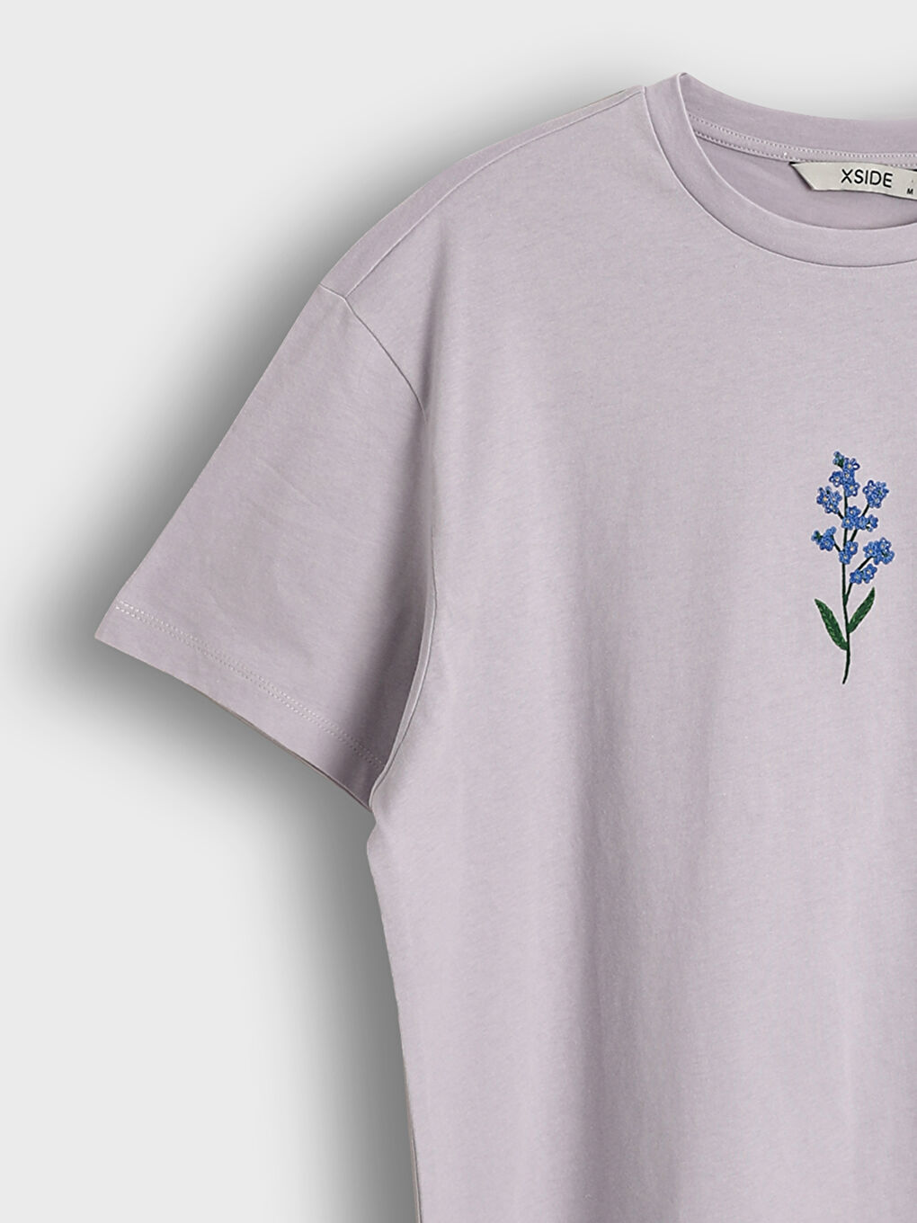 تيشيرت مطبوع بياقة دائرية للسيدات-2