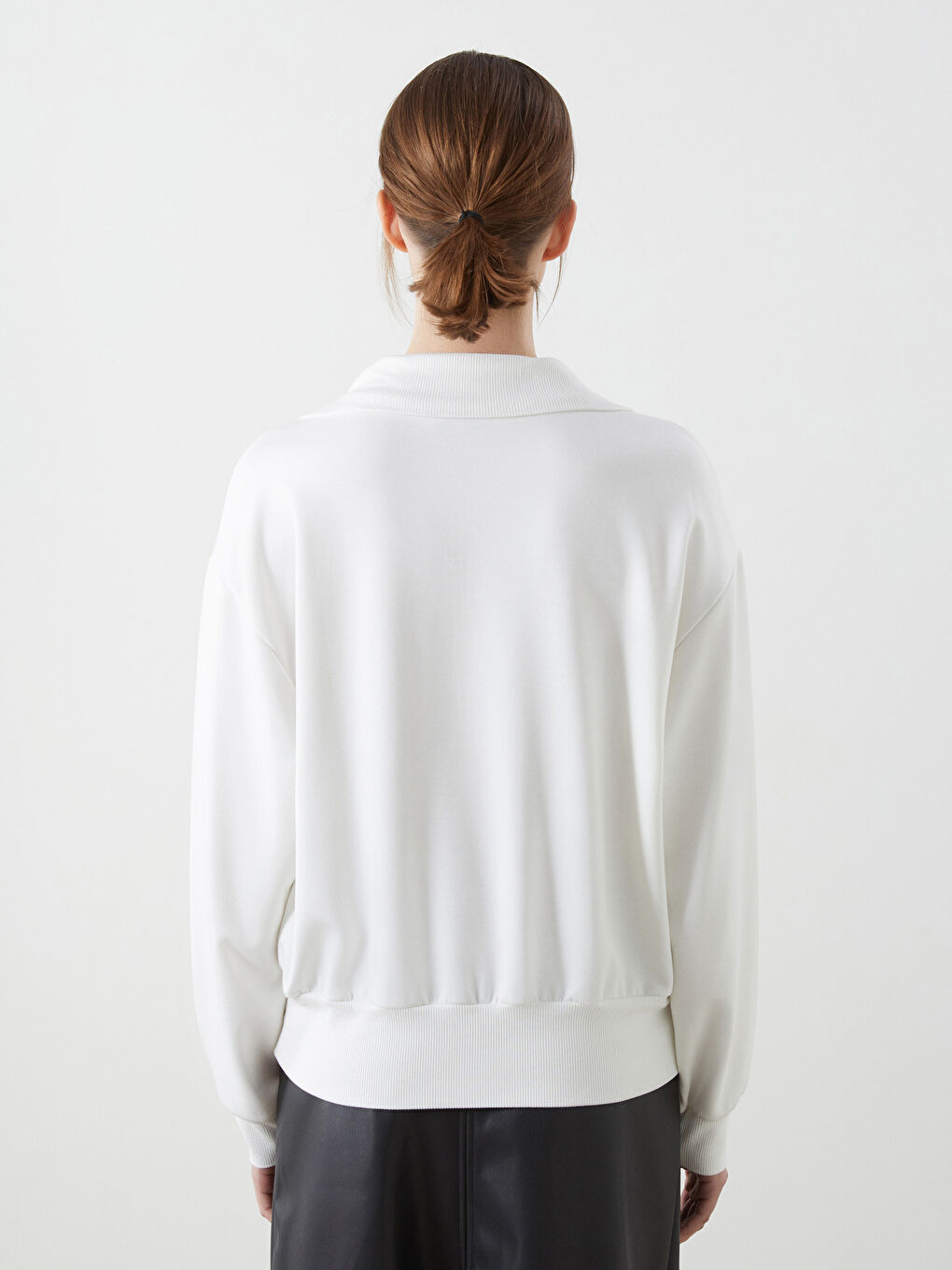 Ekru Dik Yaka Oversize Kadın Sweatshirt-3